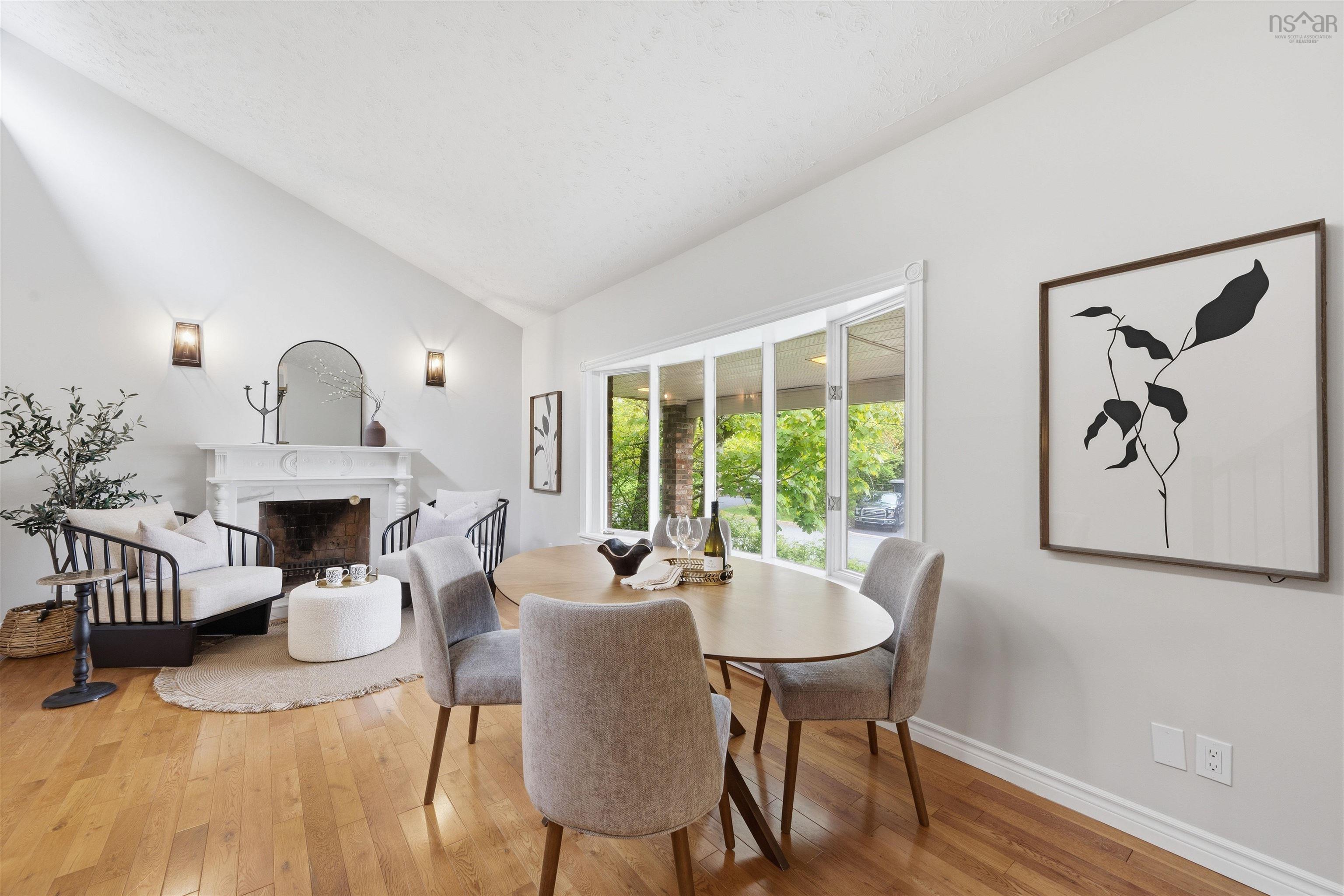 $889,900.00: 12 Broadholme Lane, Halifax