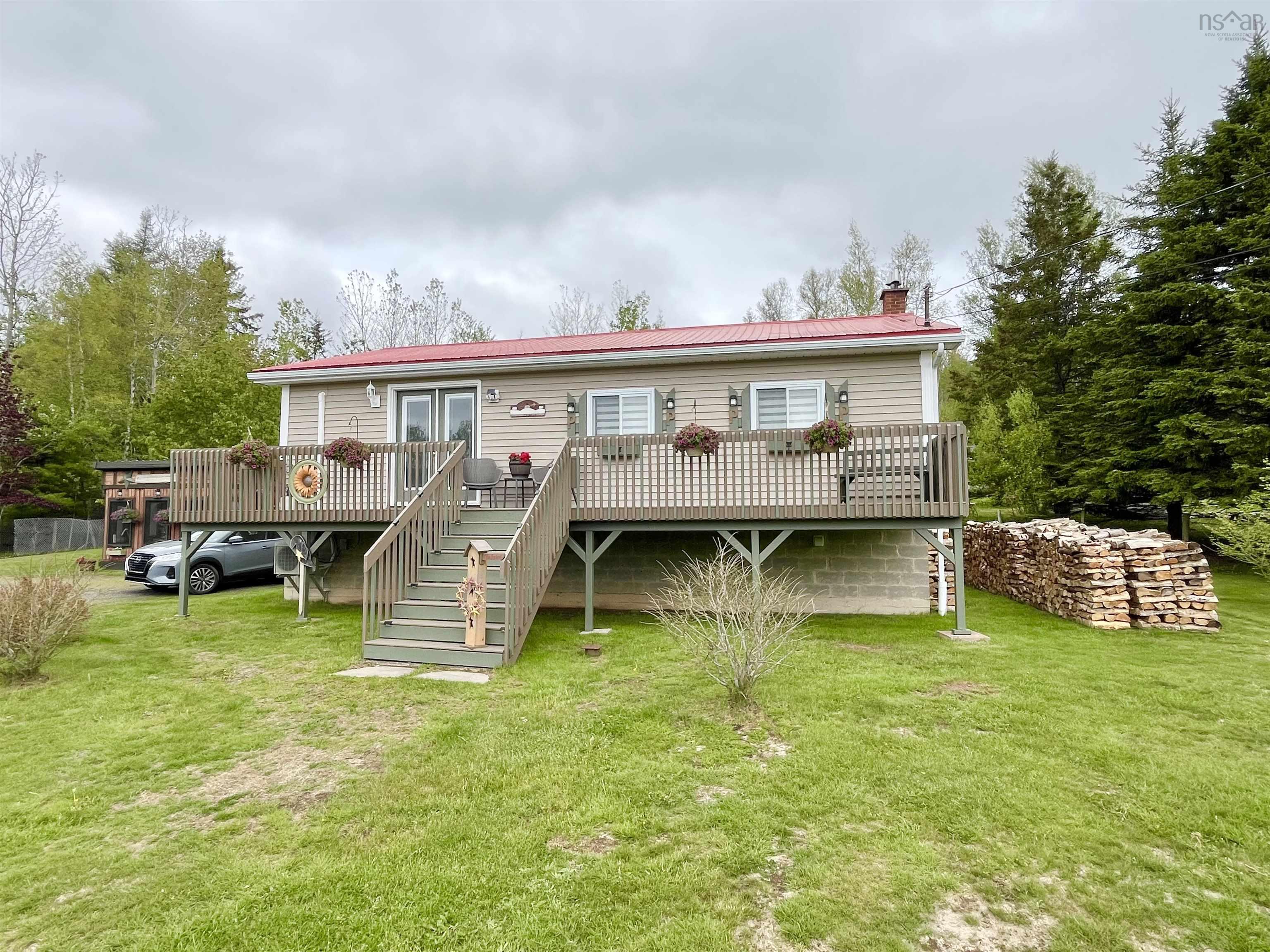 $239,900.00: 10949 2 Highway, Mapleton