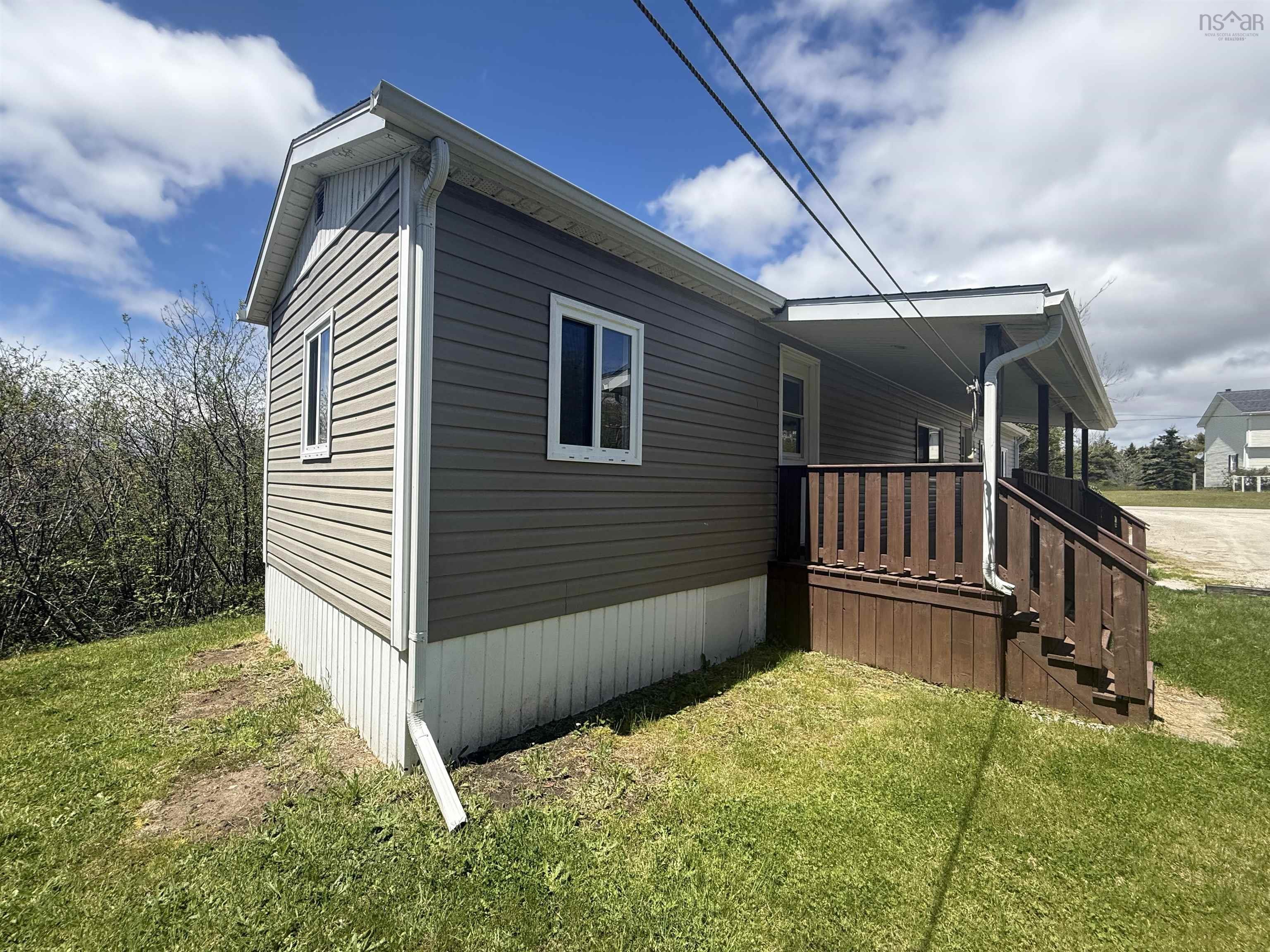 $186,900.00: 73 Old Post Road, Barrington