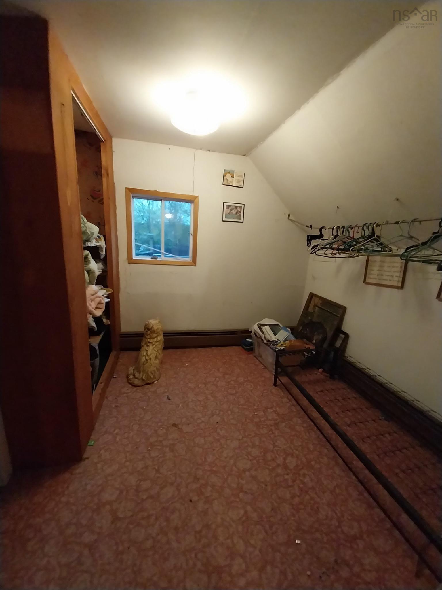 $279,900.00: 102 Highway 8, Milton