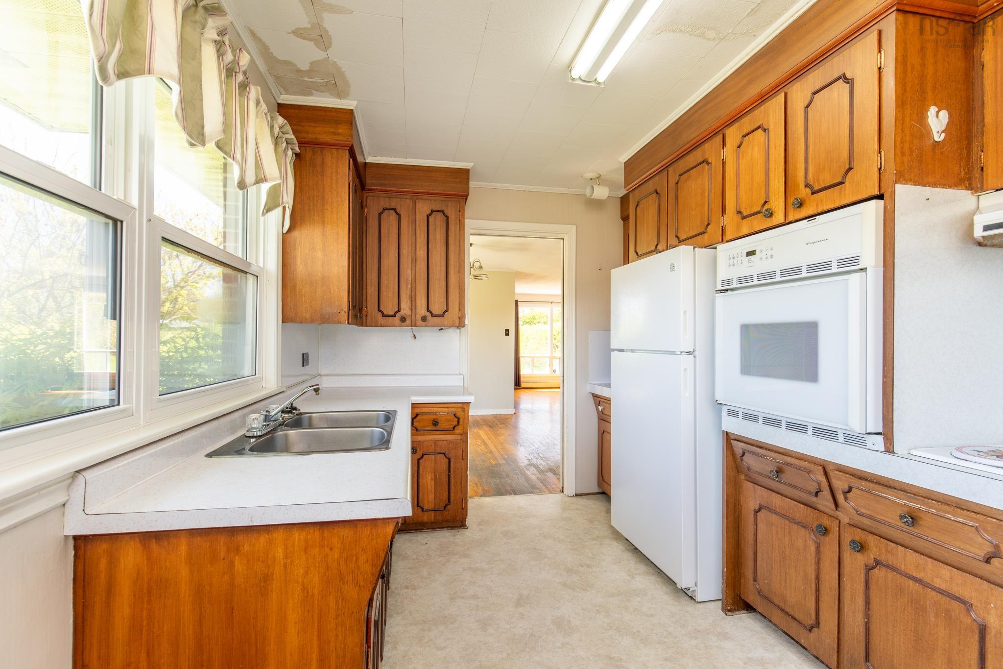 $339,900.00: 86 Highway 304, Overton