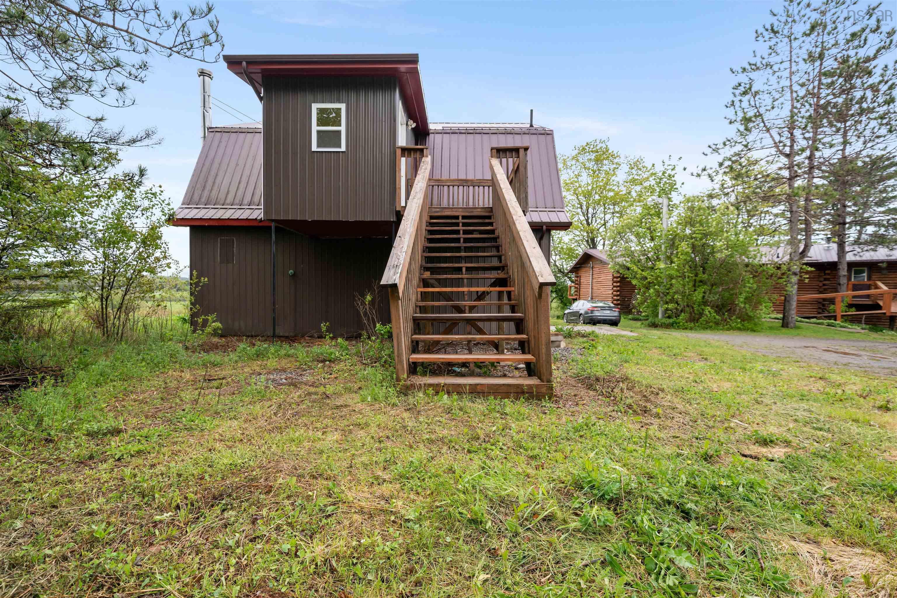 $599,900.00: 8896 Highway 224, Greenwood