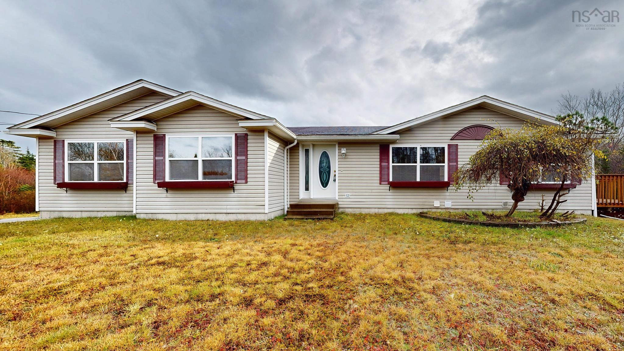 $465,000.00: 2905 Highway 3, Brass Hill