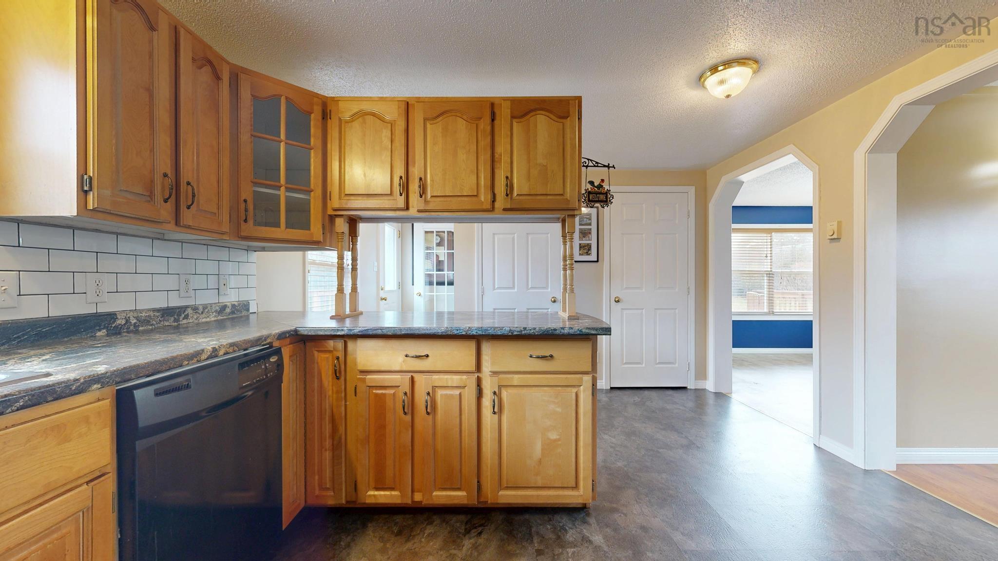 $465,000.00: 2905 Highway 3, Brass Hill