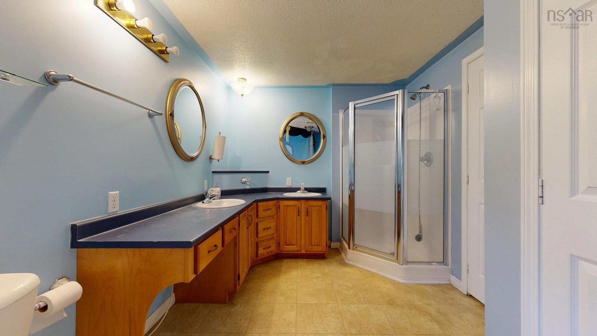 $465,000.00: 2905 Highway 3, Brass Hill