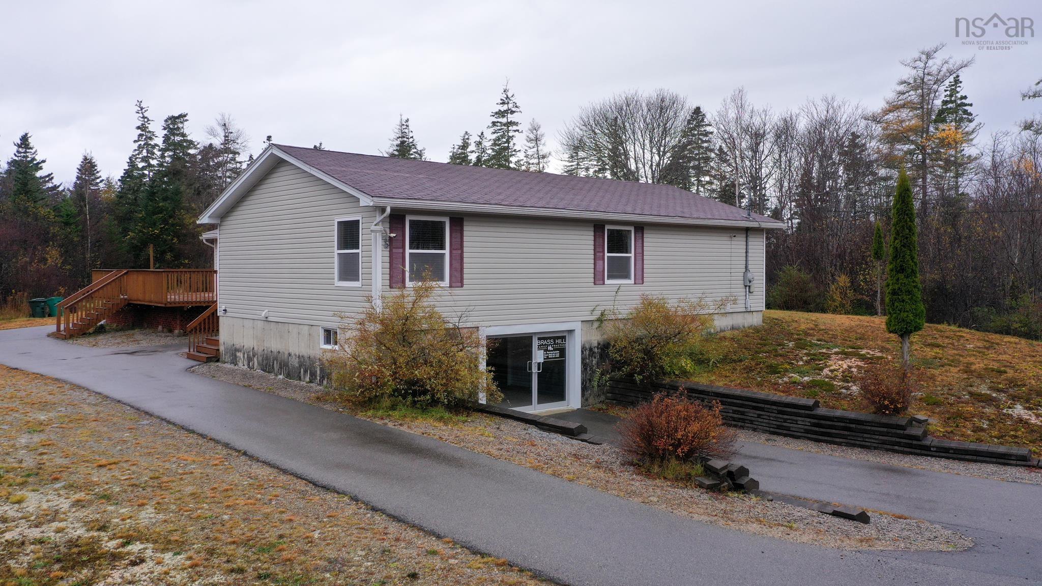 $465,000.00: 2905 Highway 3, Brass Hill