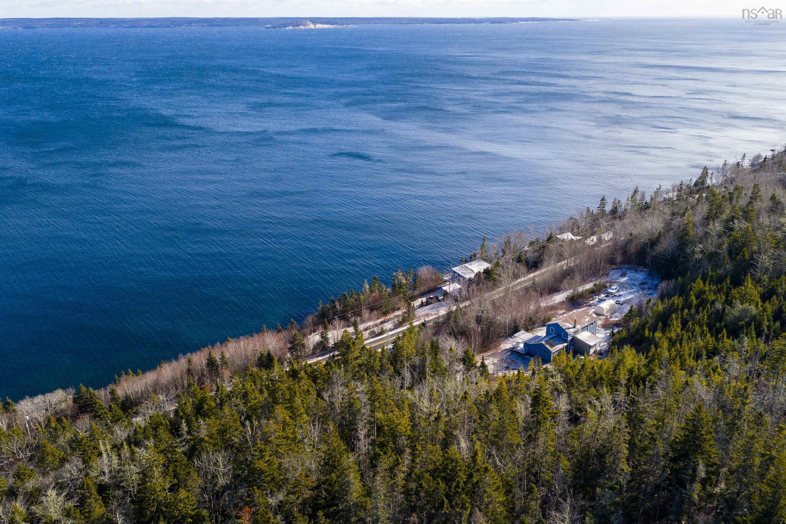 $149,999.00: 329 Highway, Birchy Head