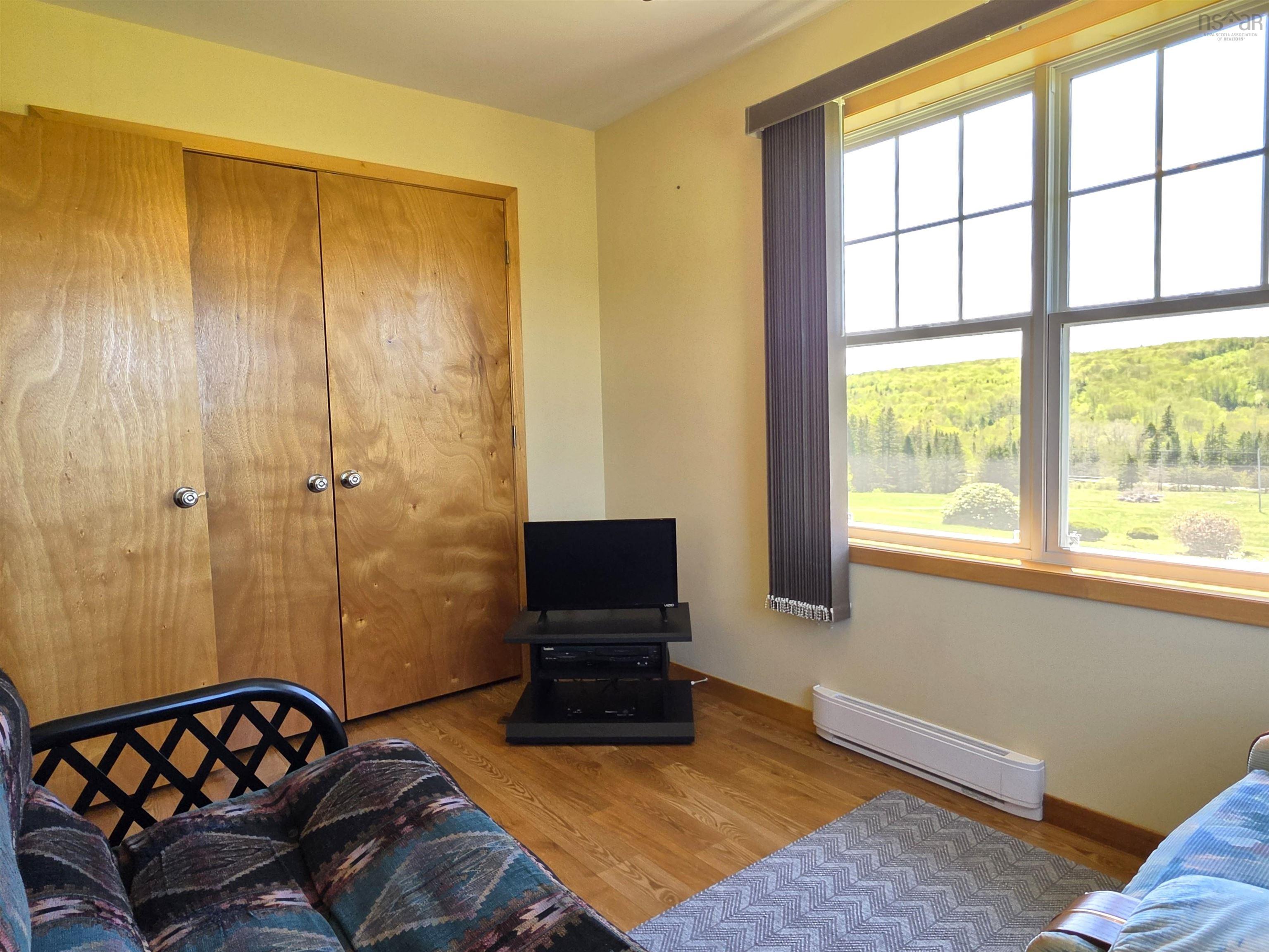 $699,900.00: 150 336 Highway, Newton Mills