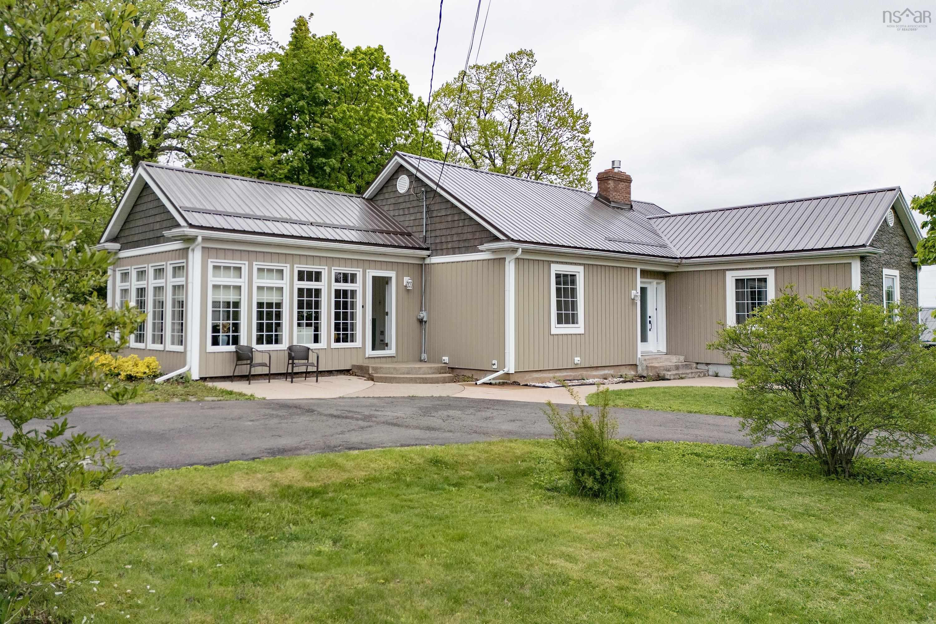 $529,900.00: 2 Lamy Street, Amherst