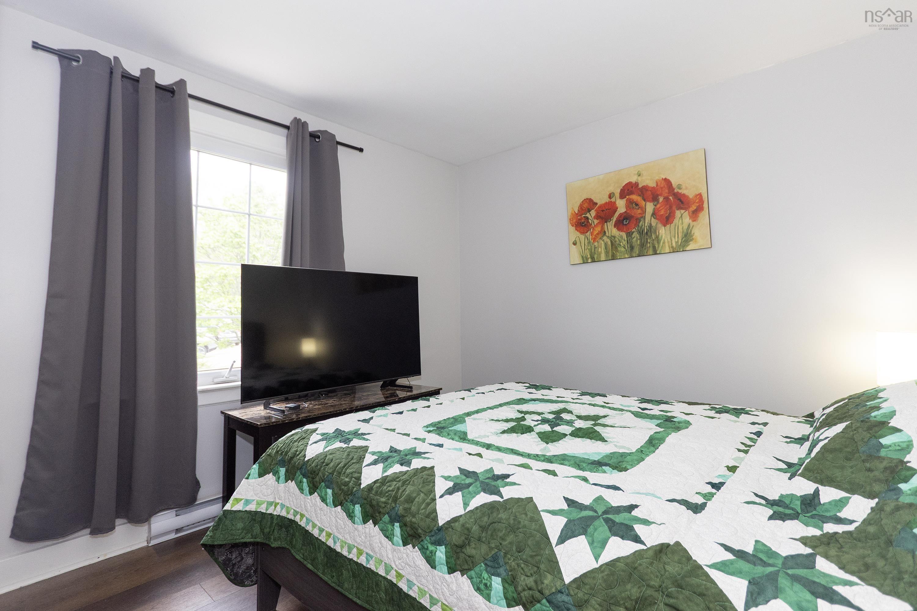 $529,900.00: 2 Lamy Street, Amherst