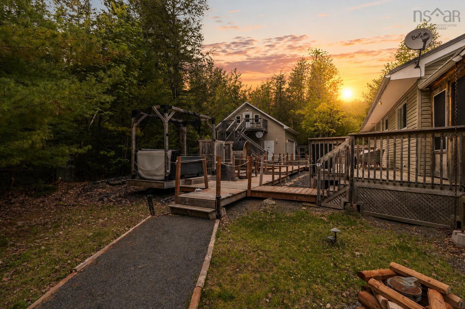 $599,900.00: 107 Pine Point Way, Molega North