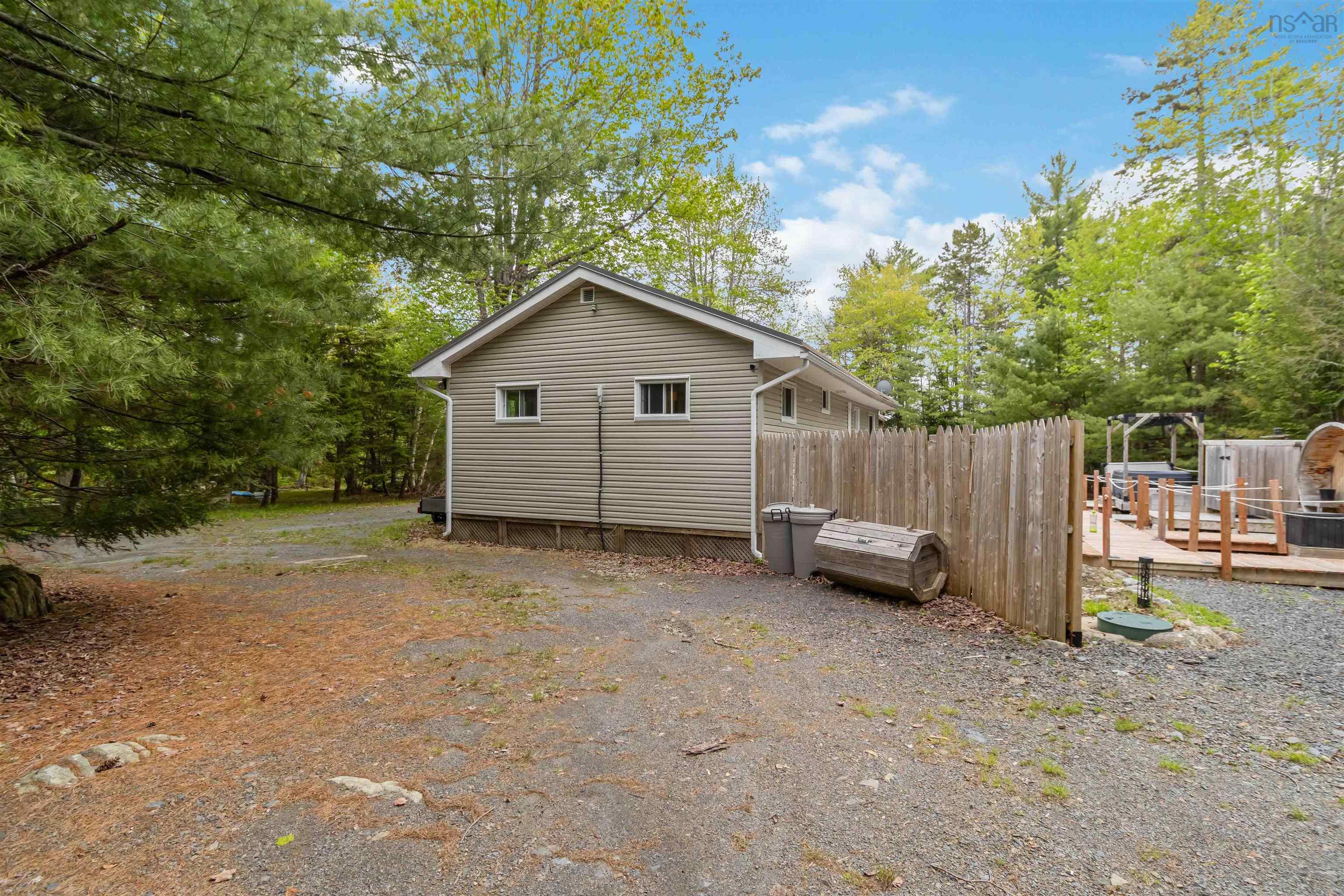 $599,900.00: 107 Pine Point Way, Molega North
