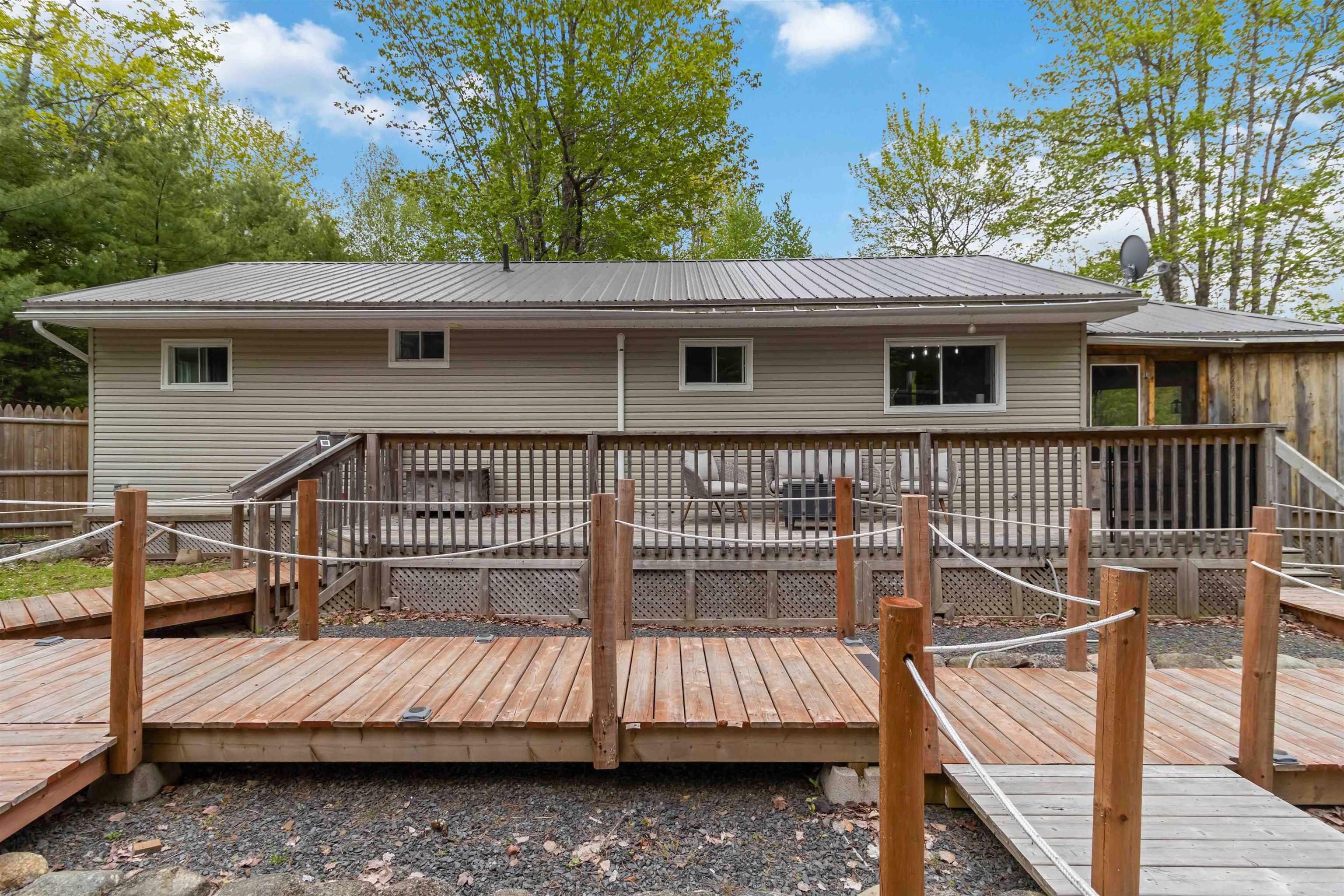 $599,900.00: 107 Pine Point Way, Molega North