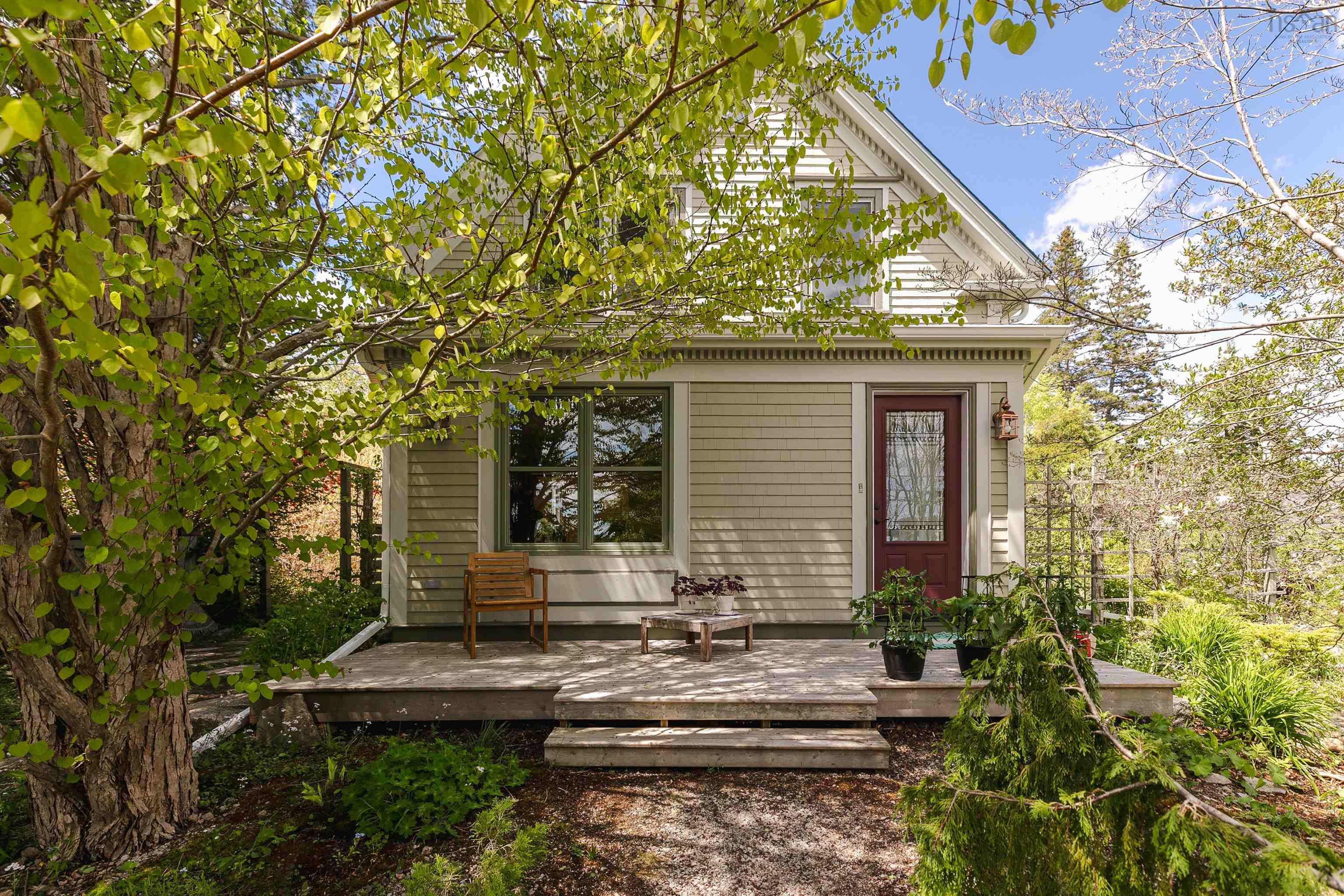 10317 St Margarets Bay Road, Hubbards, NS (MLS® 202612866)