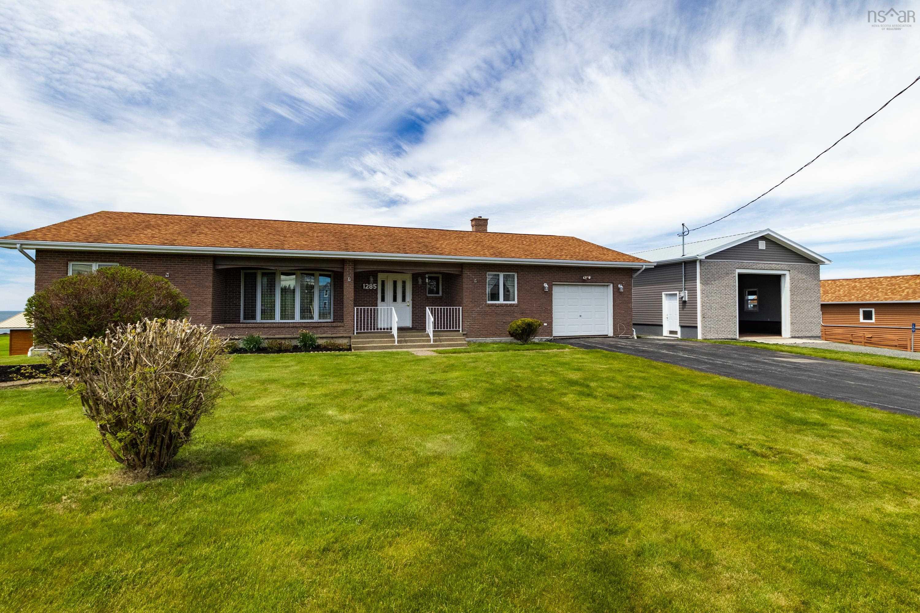$575,000.00: 1285 Highway 1, Little Brook