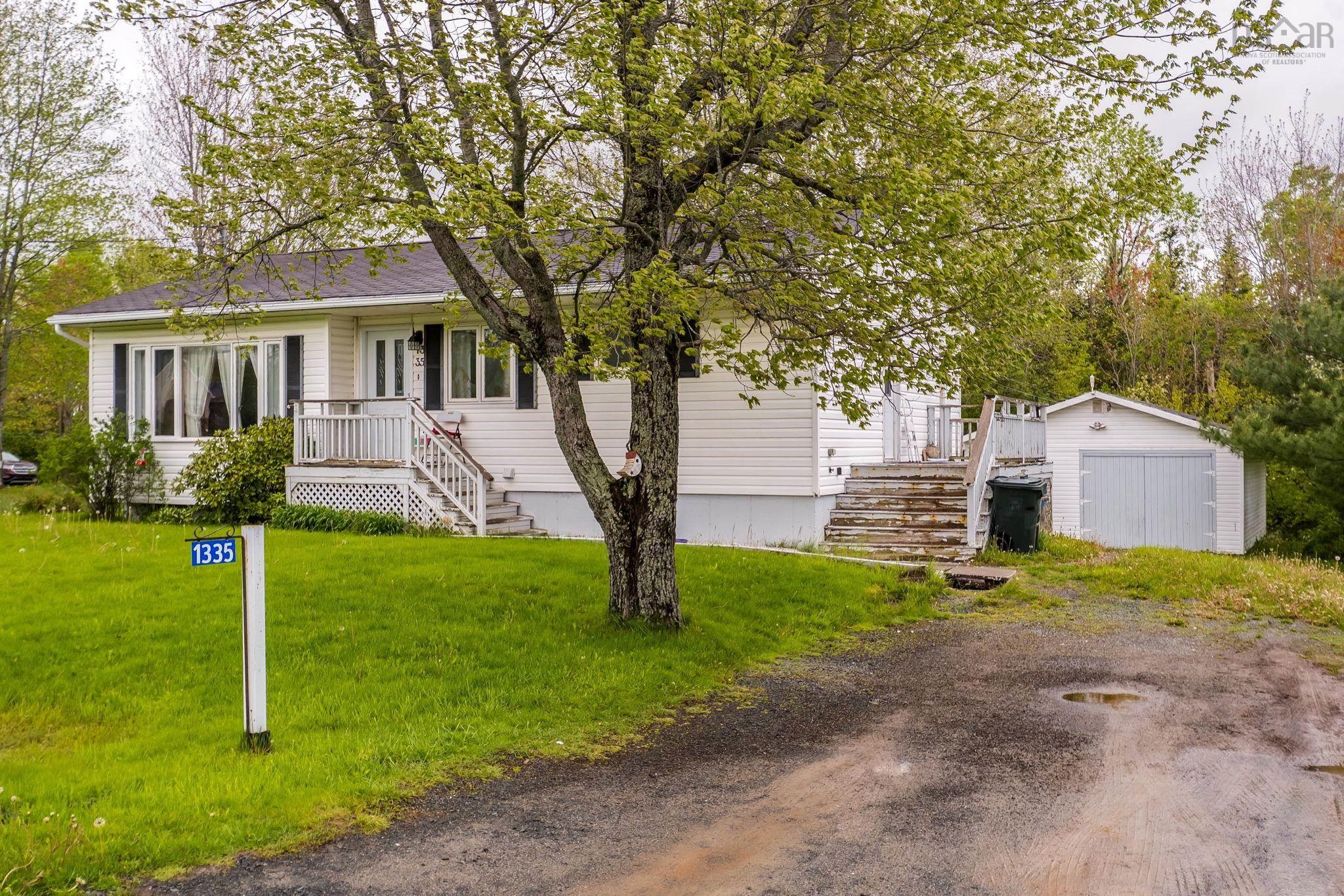 $399,900.00: 1335 Highway 2, Lantz