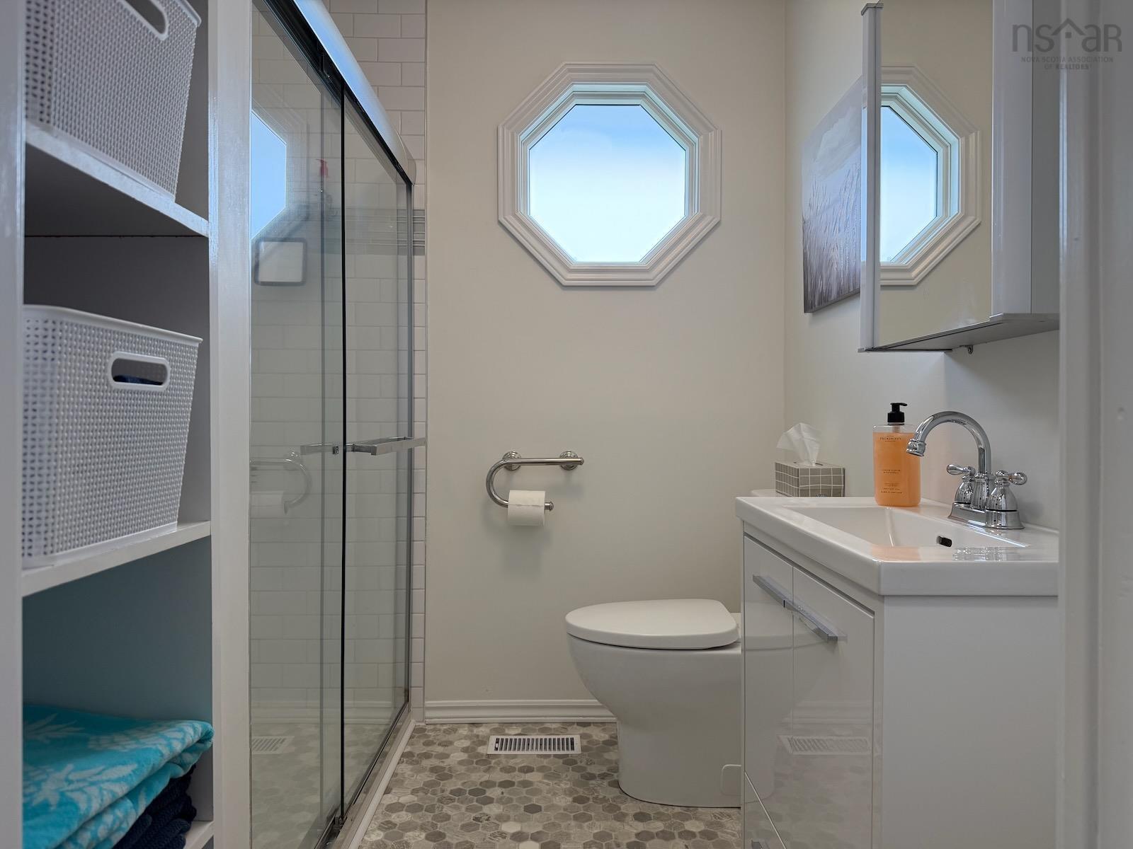 $499,900.00: 3160 Main Shore Road, Port Maitland