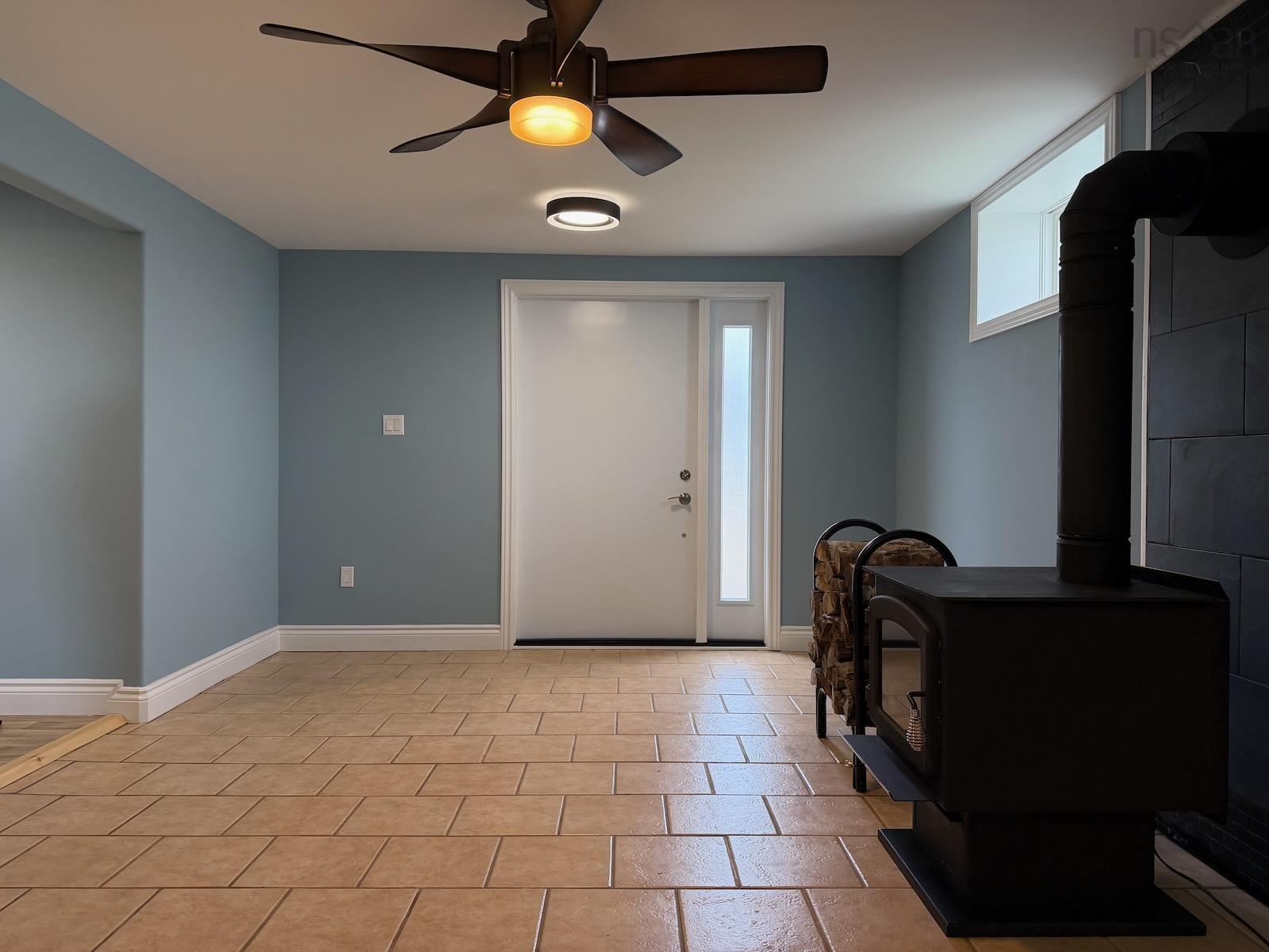 $499,900.00: 3160 Main Shore Road, Port Maitland