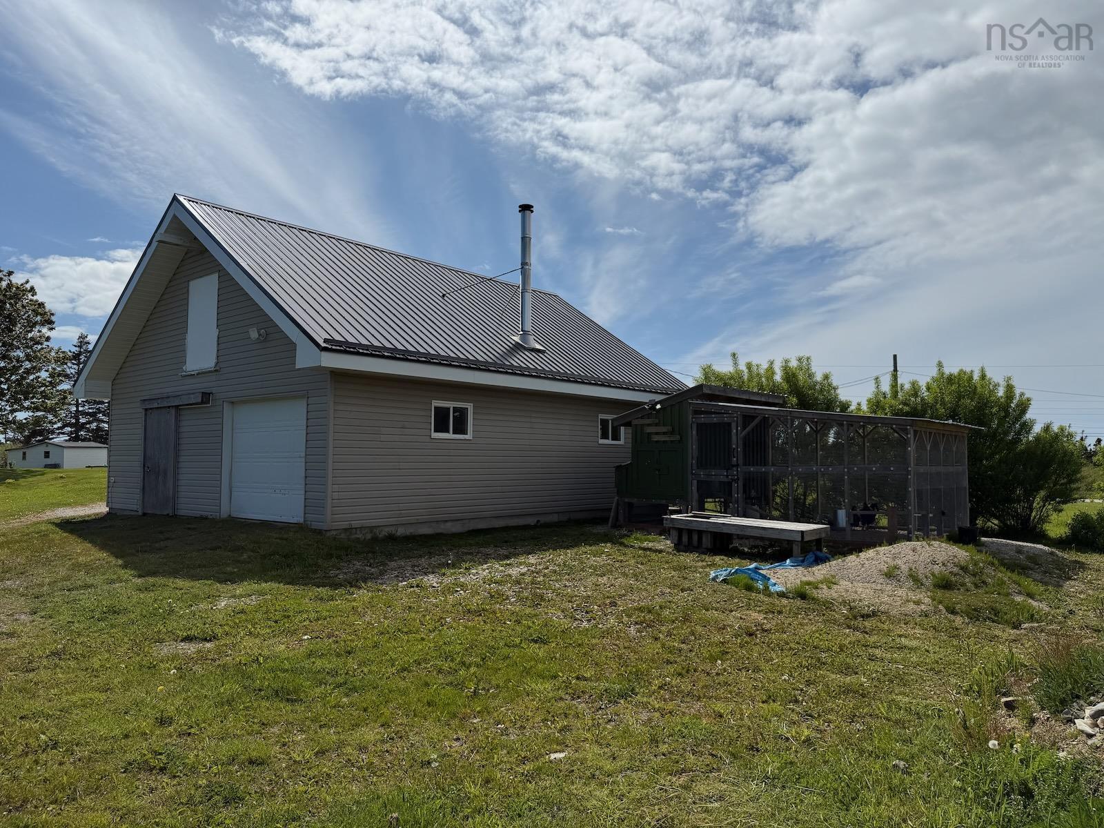 $499,900.00: 3160 Main Shore Road, Port Maitland