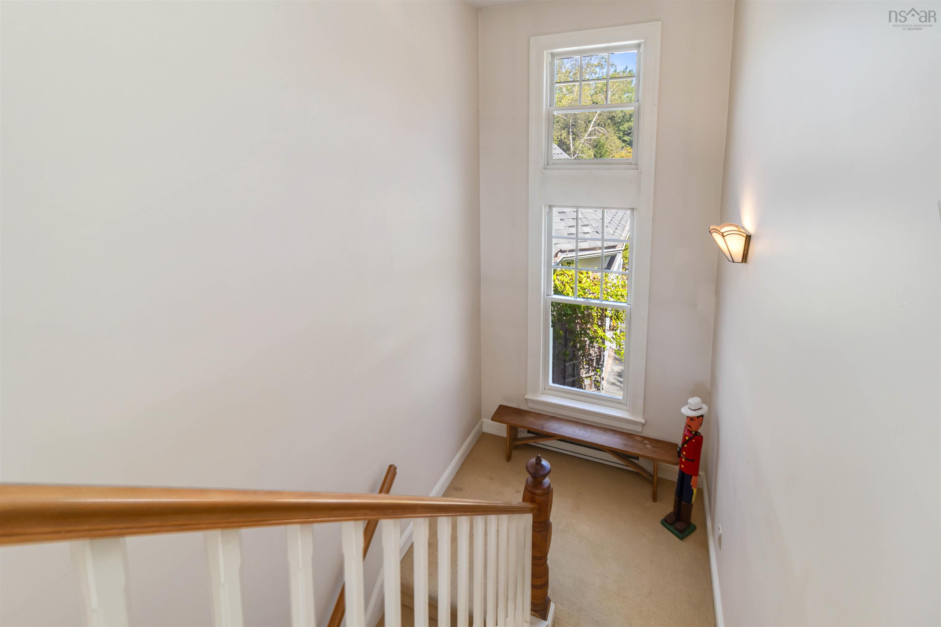$1,600,000.00: 626 Sleepy Hollow Road, Oakland