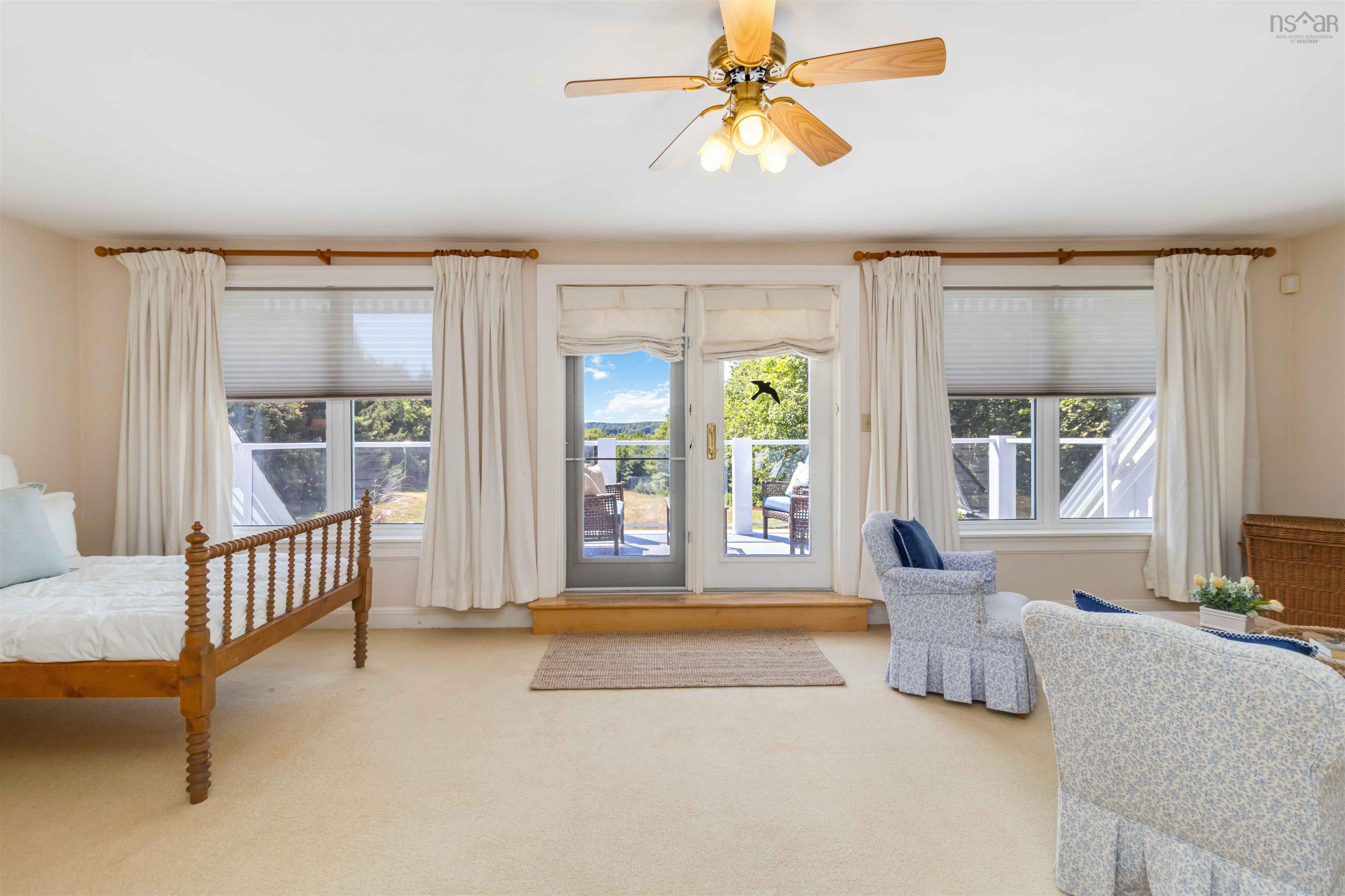 $1,600,000.00: 626 Sleepy Hollow Road, Oakland