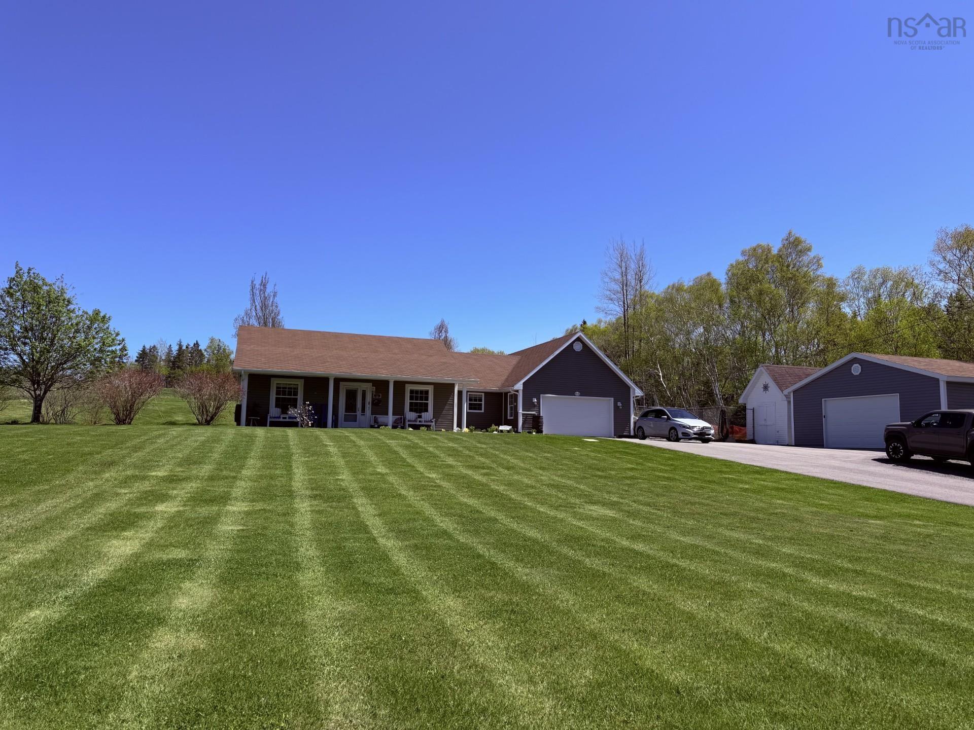 $489,900.00: 1937 Old Route 5, Big Bras D'Or