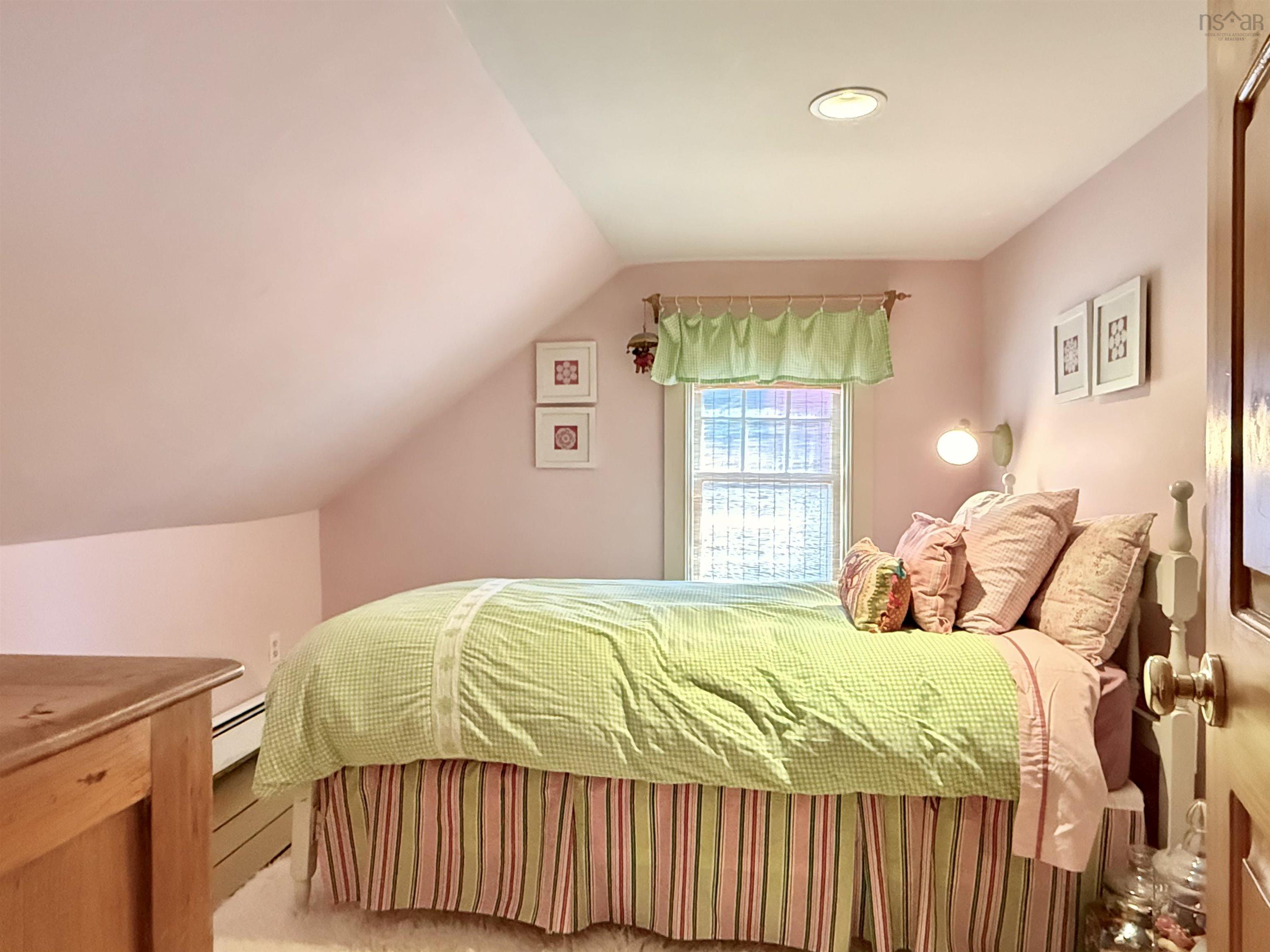 $625,000.00: 89 York Street, Lunenburg