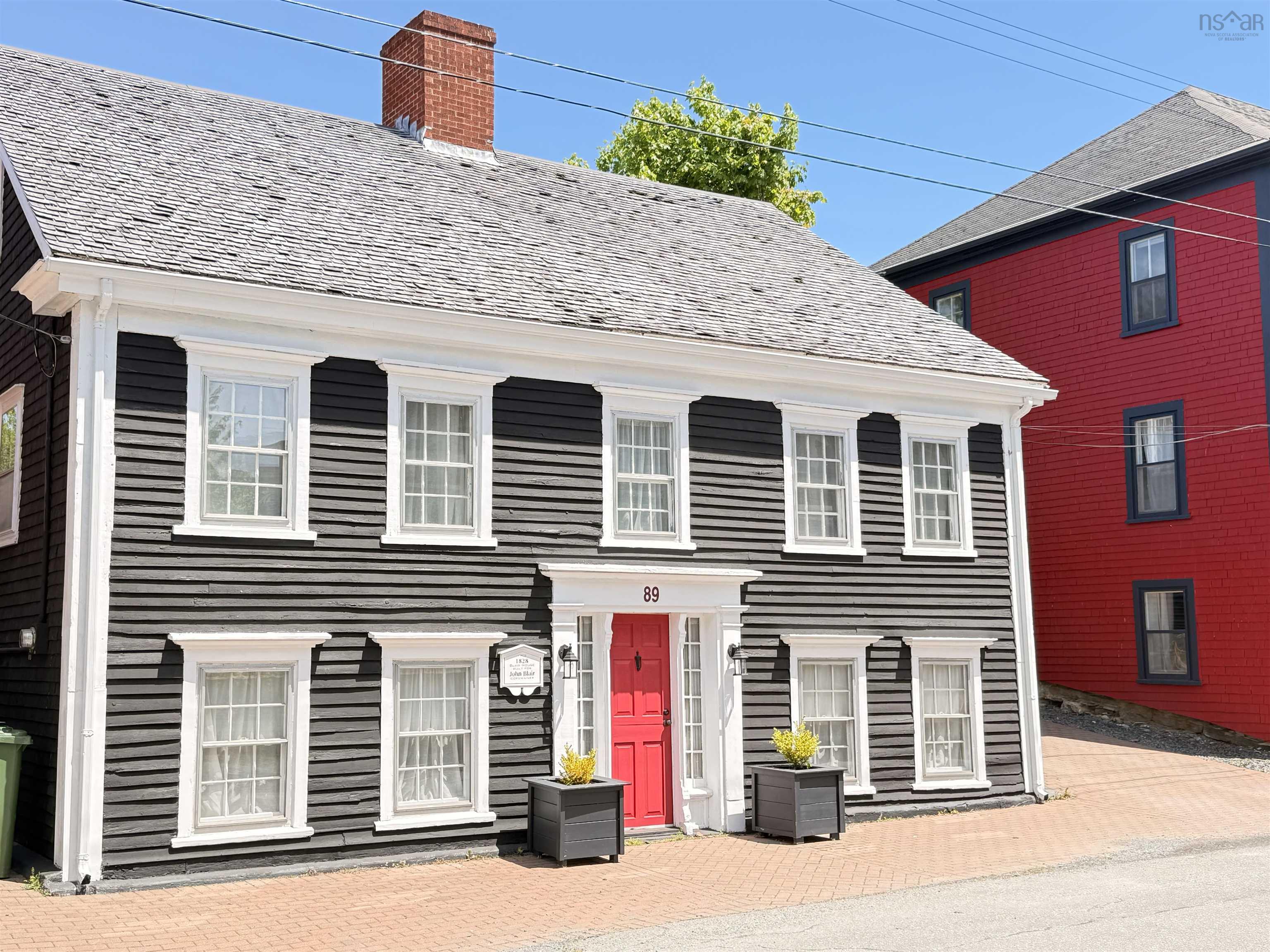 $625,000.00: 89 York Street, Lunenburg