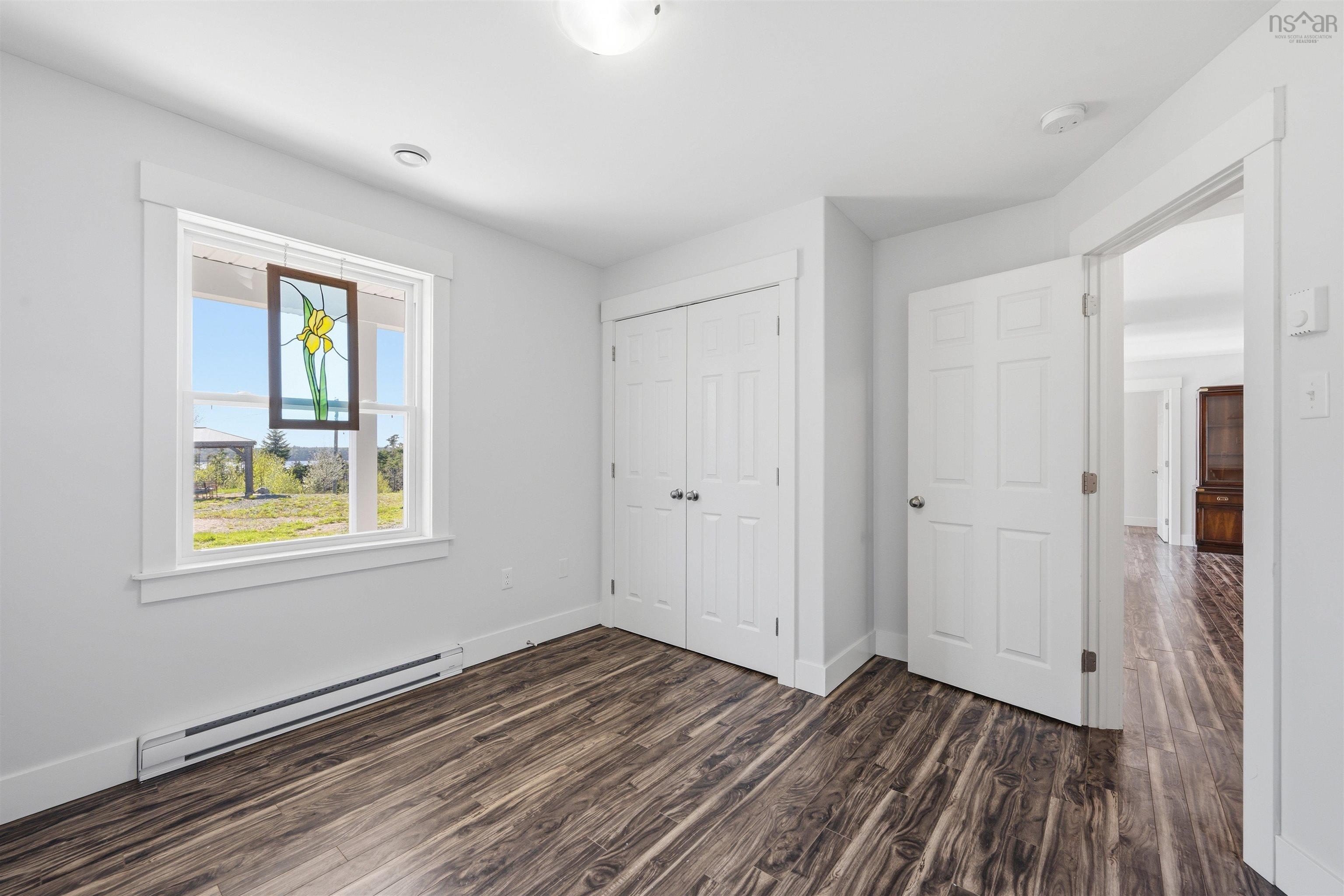 $559,000.00: 281 Heselton Drive, Ostrea Lake