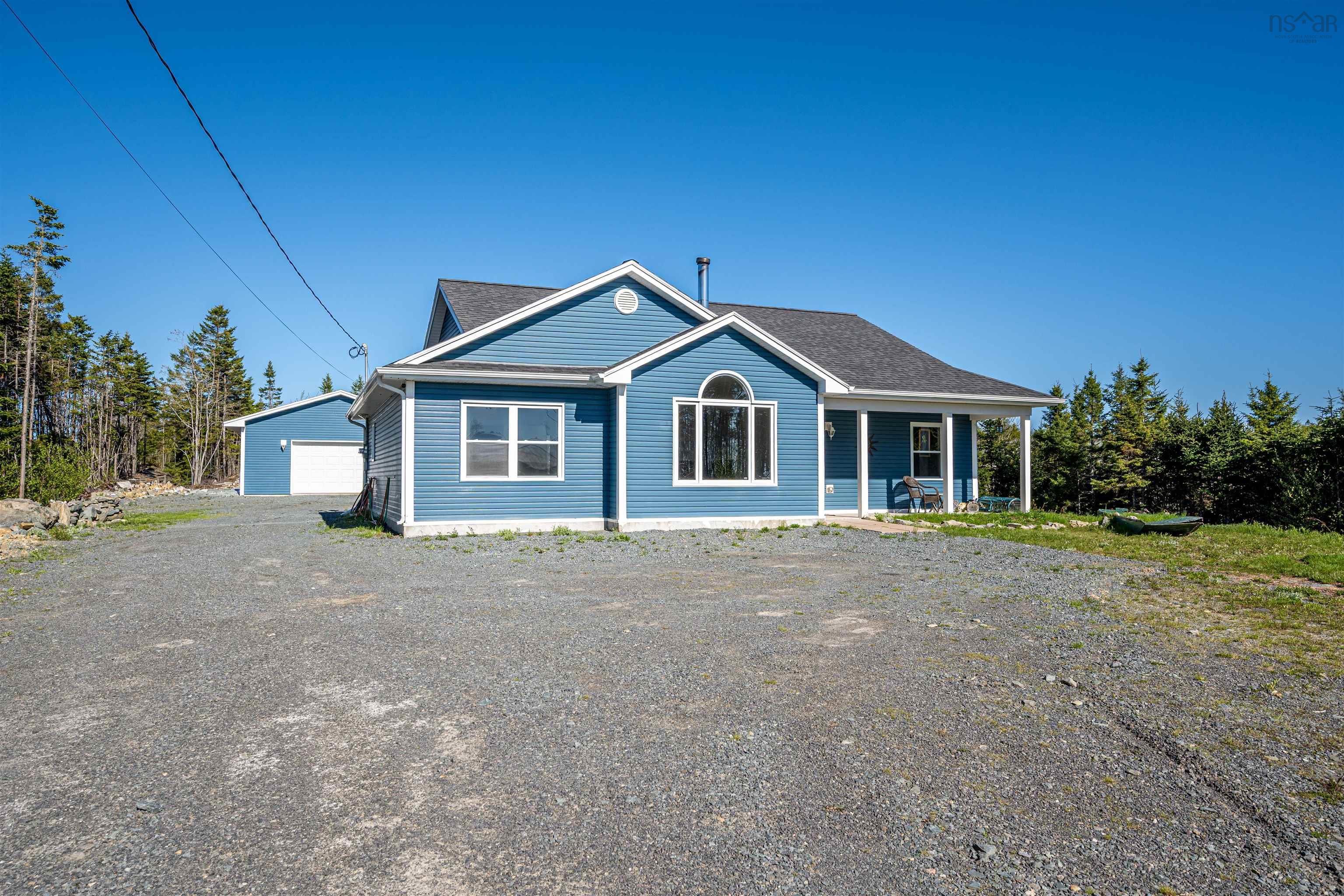 $559,000.00: 281 Heselton Drive, Ostrea Lake