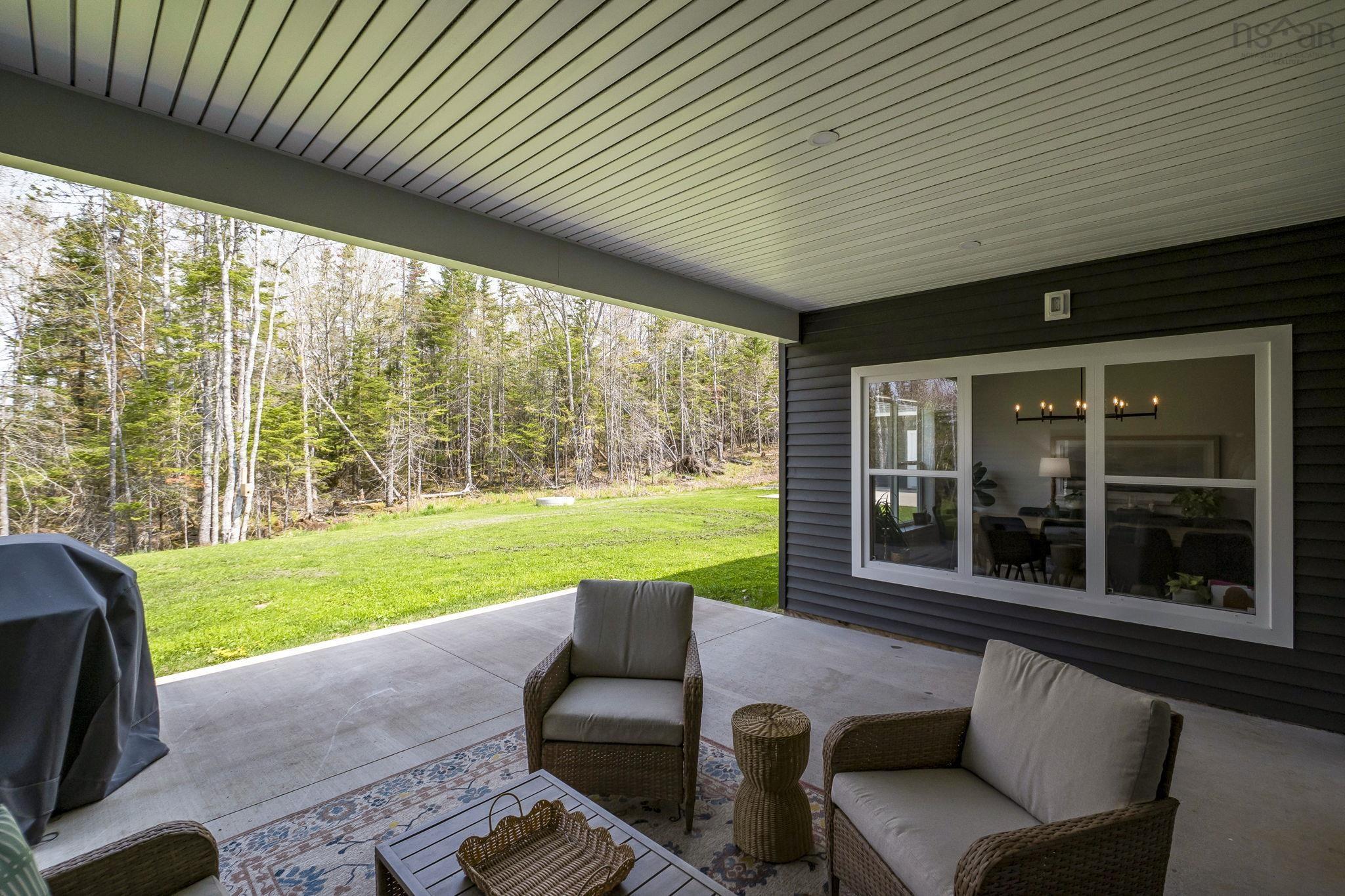 $899,900.00: 67 Deer Run Lane, Belnan