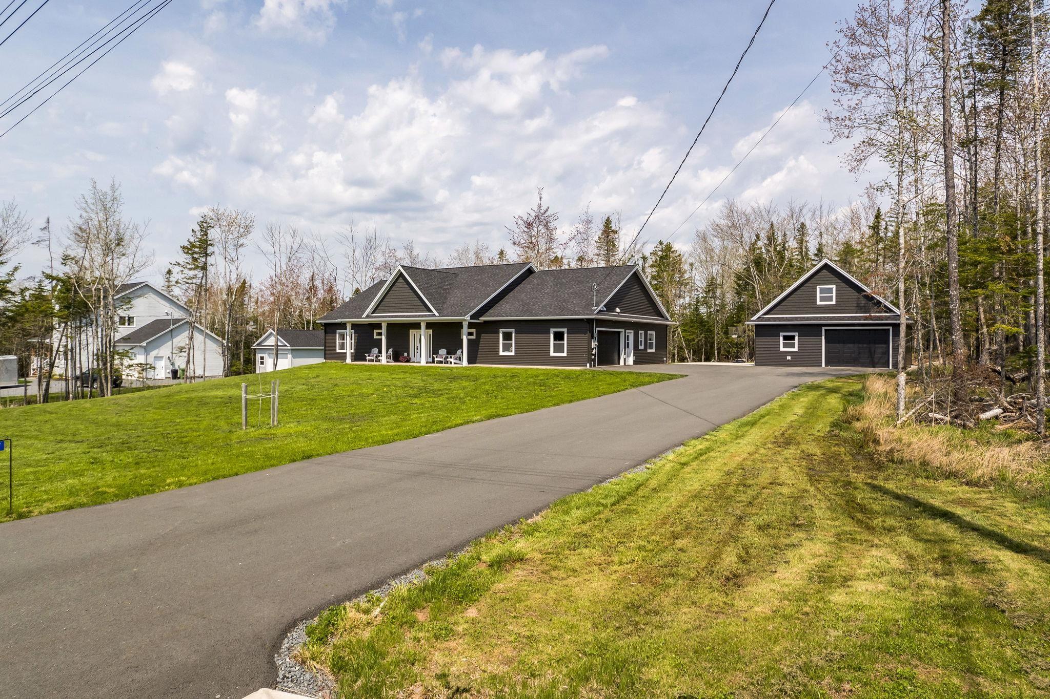 $899,900.00: 67 Deer Run Lane, Belnan