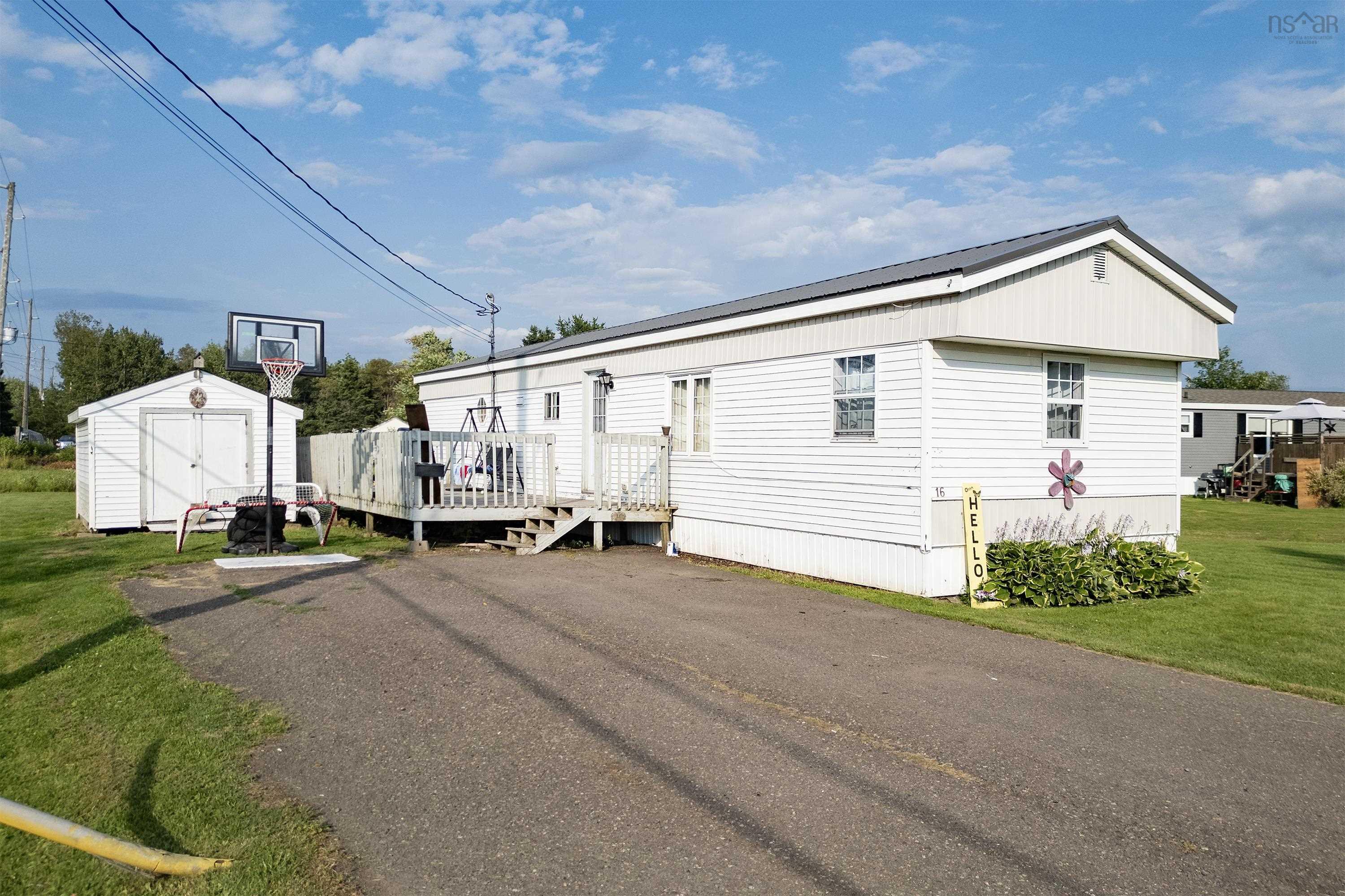 16 Lorne Crescent, Amherst, NS (MLS® 202612911)