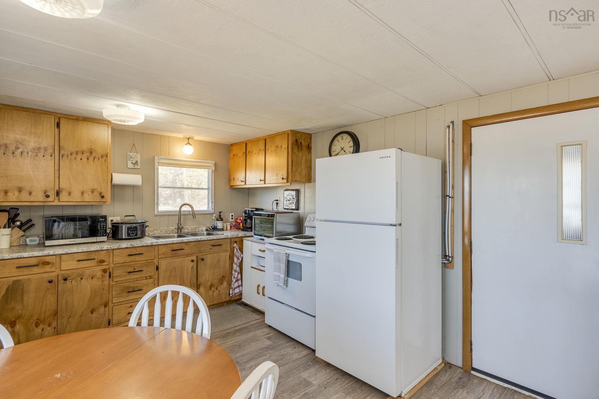 $139,900.00: 147 TROUT LAKE RD, Lawrencetown