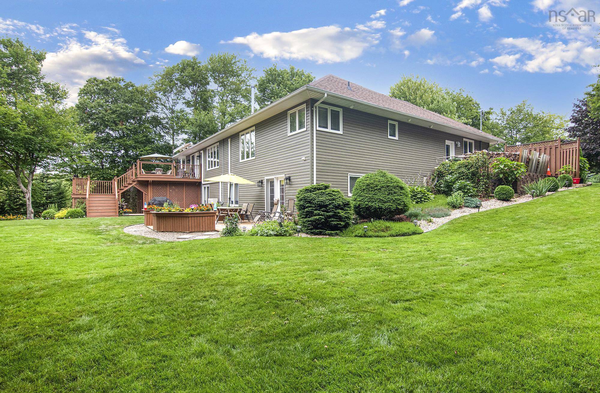182 Thompson Run, Hammonds Plains, NS (MLS 202612914)