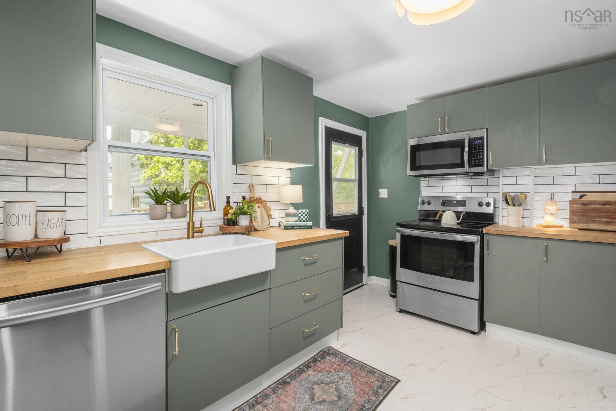 $339,900.00: 28 Crescent Avenue, Kentville
