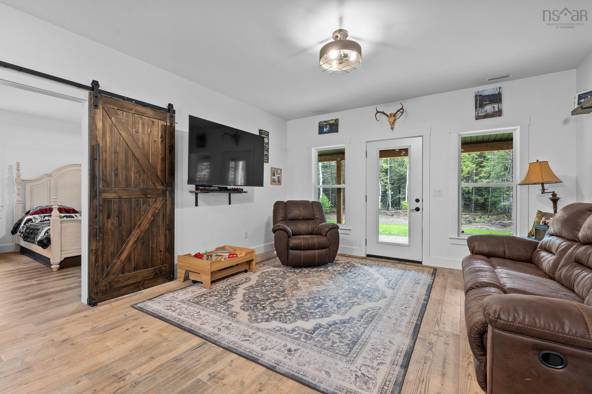 $599,900.00: 971 Barr Settlement Road, Barr Settlement