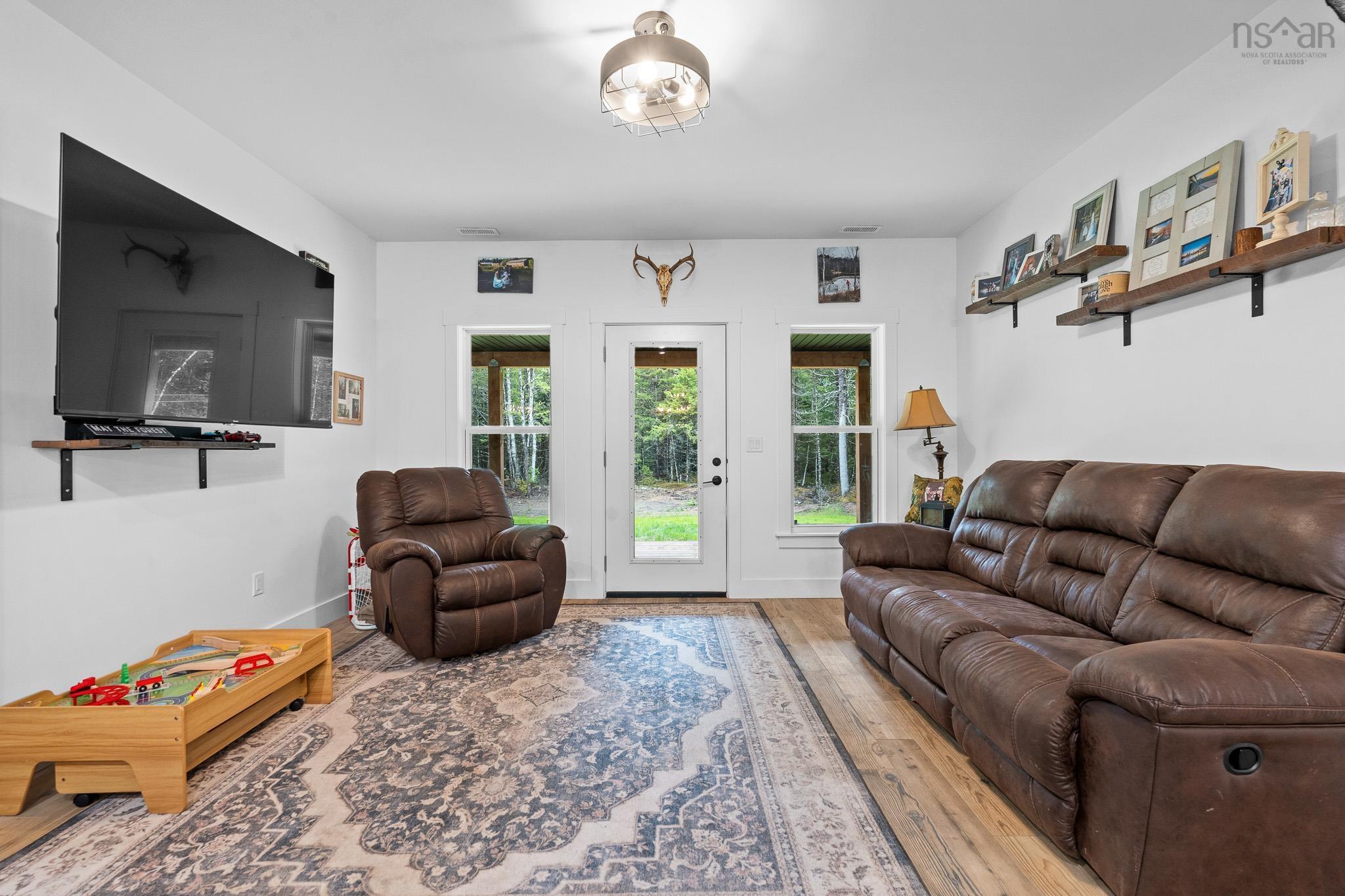 $599,900.00: 971 Barr Settlement Road, Barr Settlement