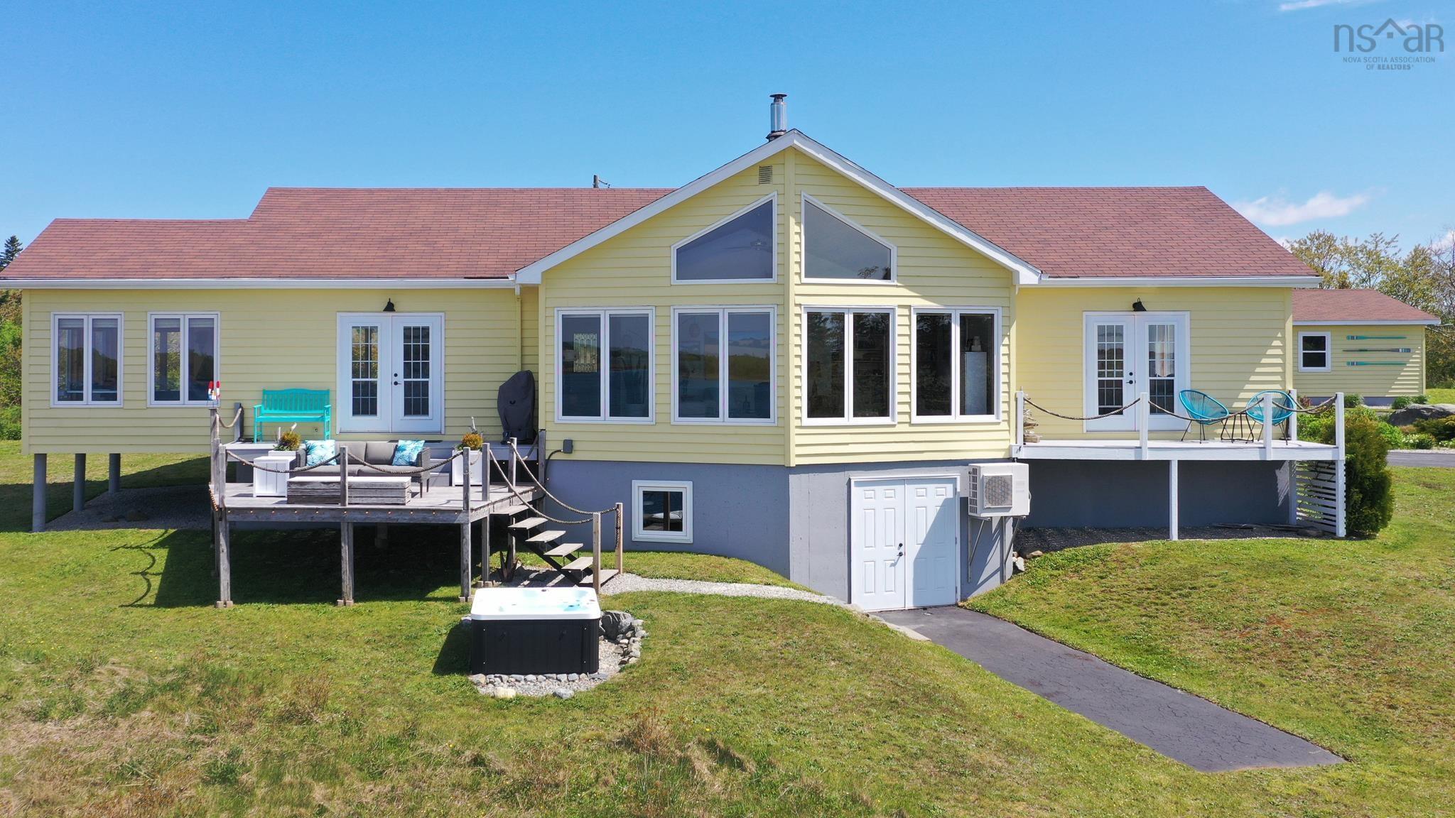 $448,900.00: 1445 308 Highway, Surette