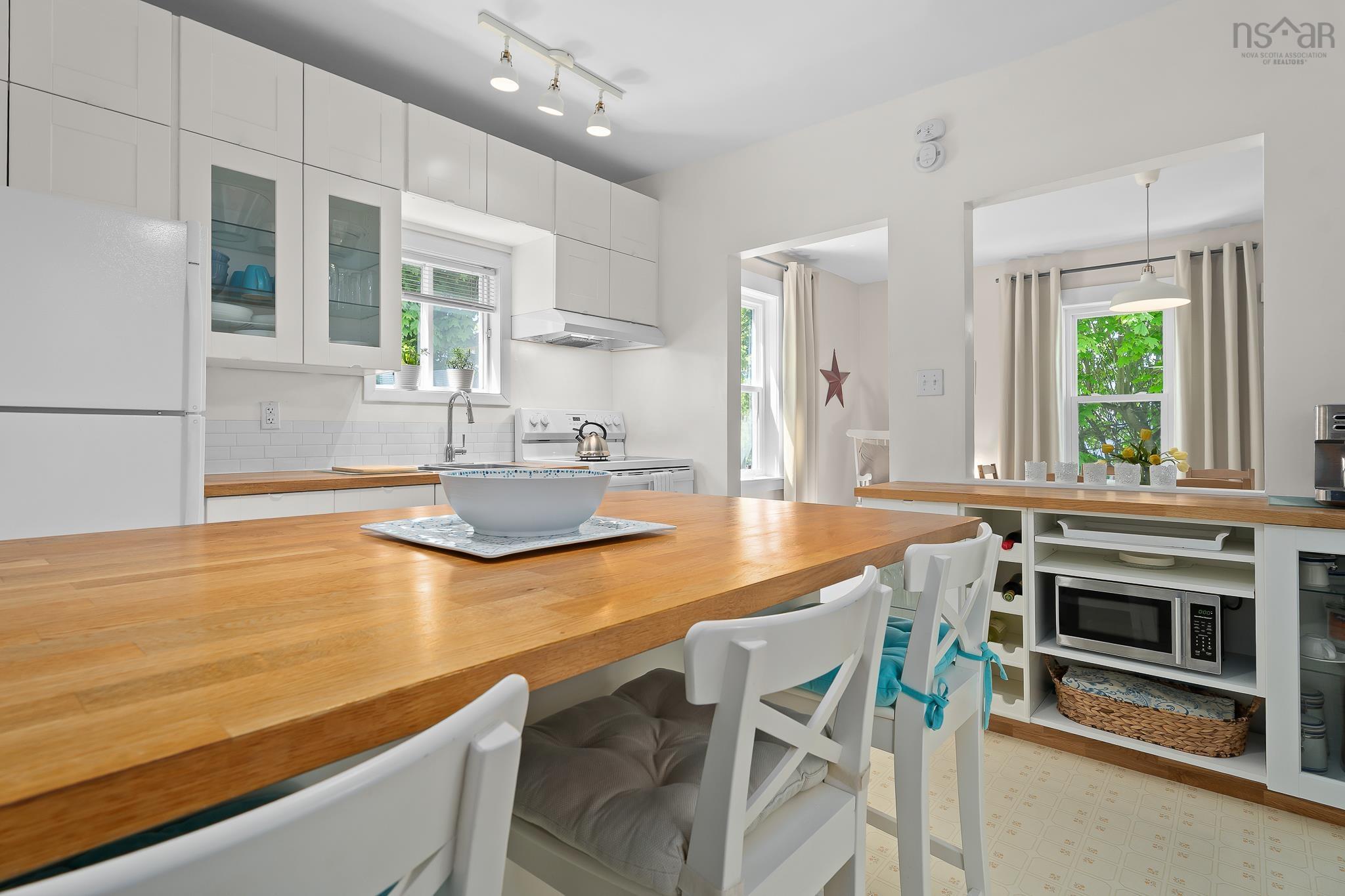 $374,900.00: 173 Acadia Street, New Glasgow