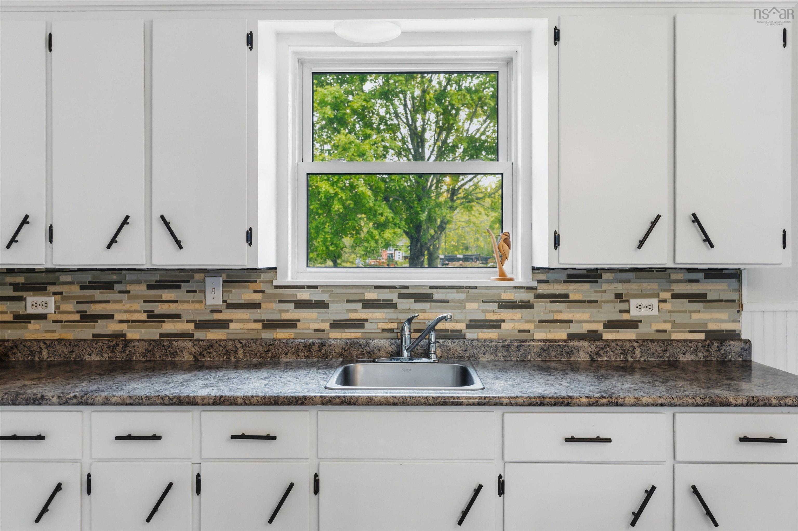 $369,900.00: 304 Highbury School Road, Canaan
