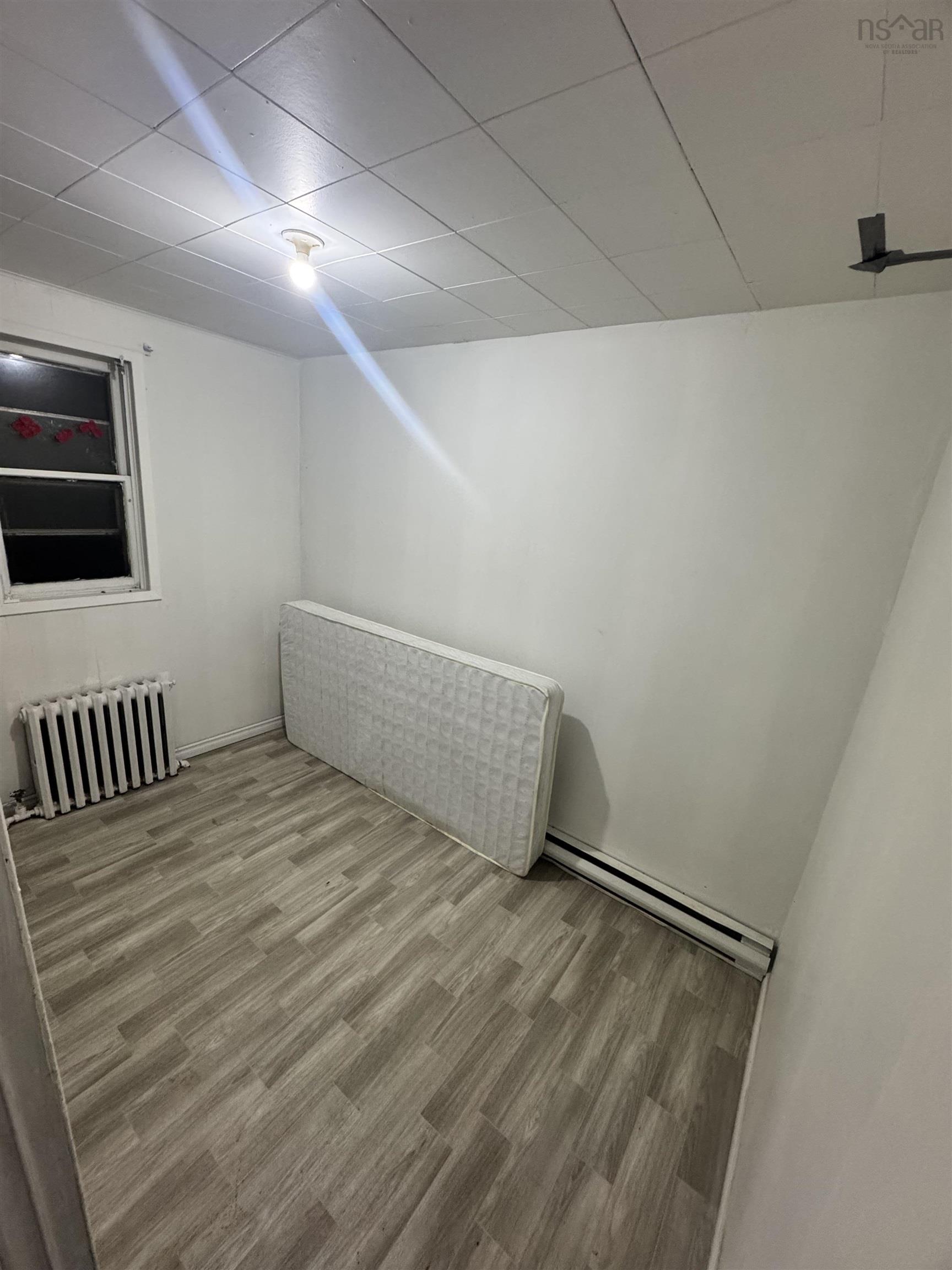 $250,000.00: 63 Dolbin Street, Sydney