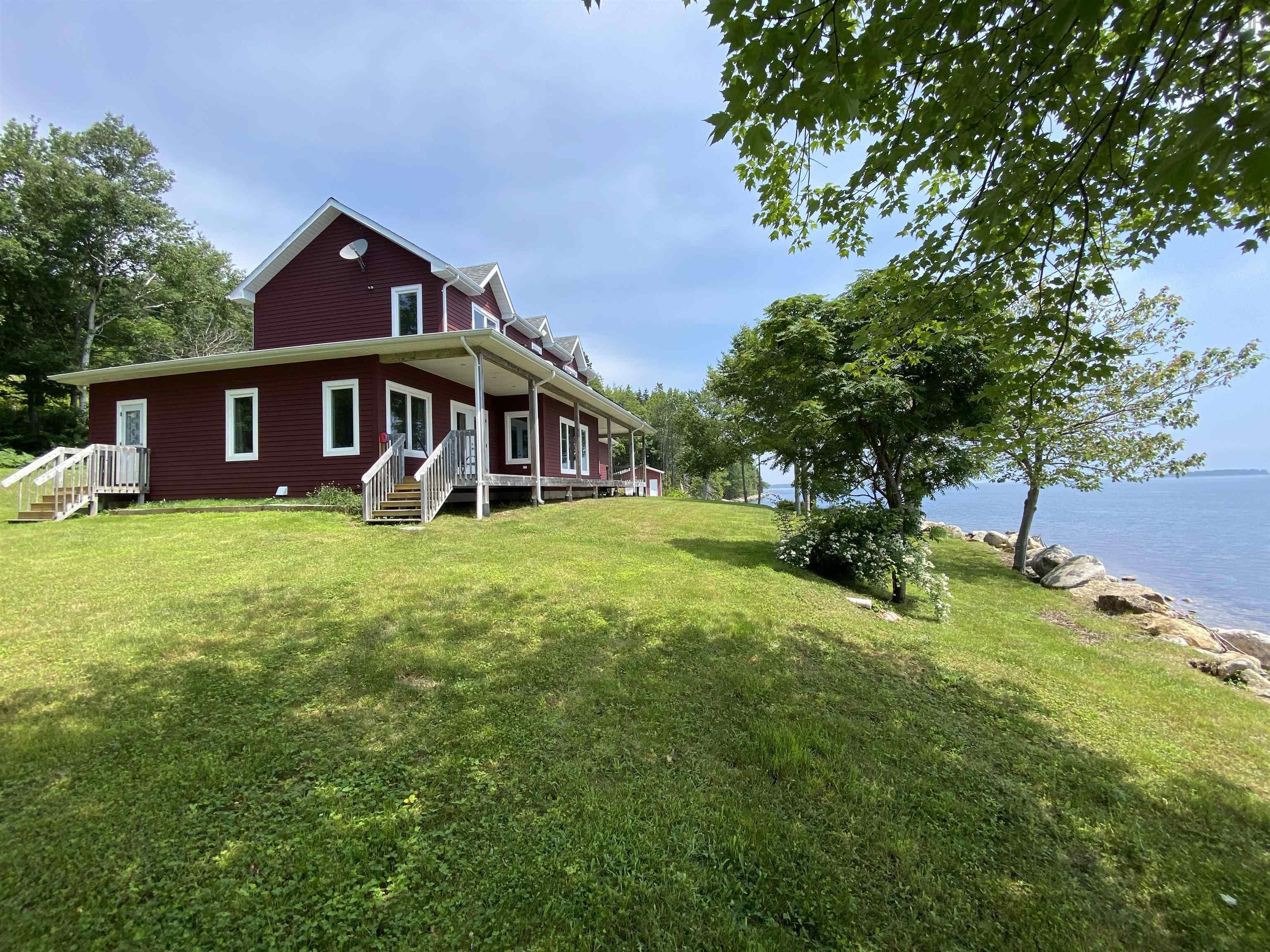 $699,000.00: 5276 Marble Mountain Rd., Marble Mountain