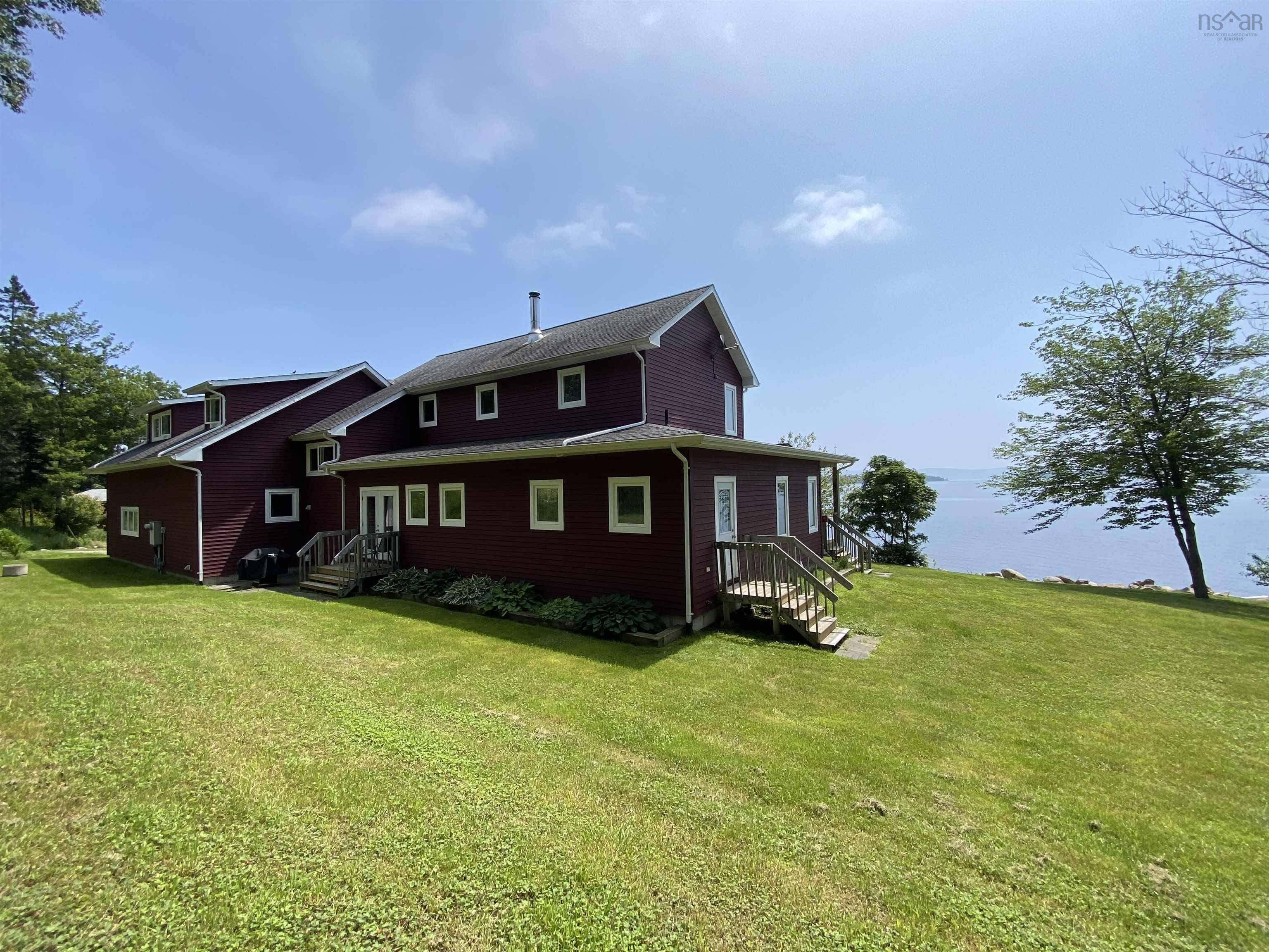$699,000.00: 5276 Marble Mountain Rd., Marble Mountain