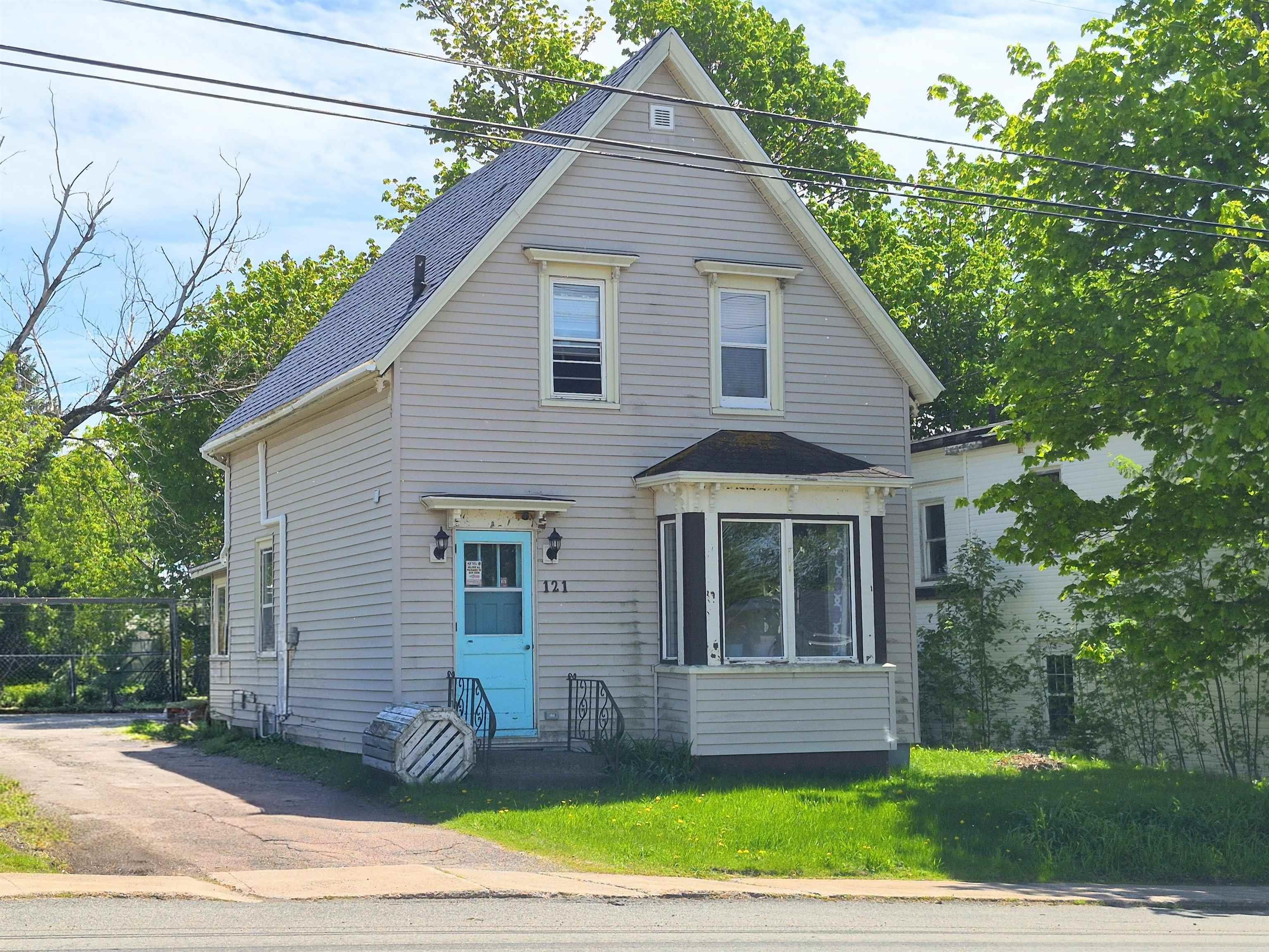 121 Main Street, Springhill, NS (MLS 202612966)