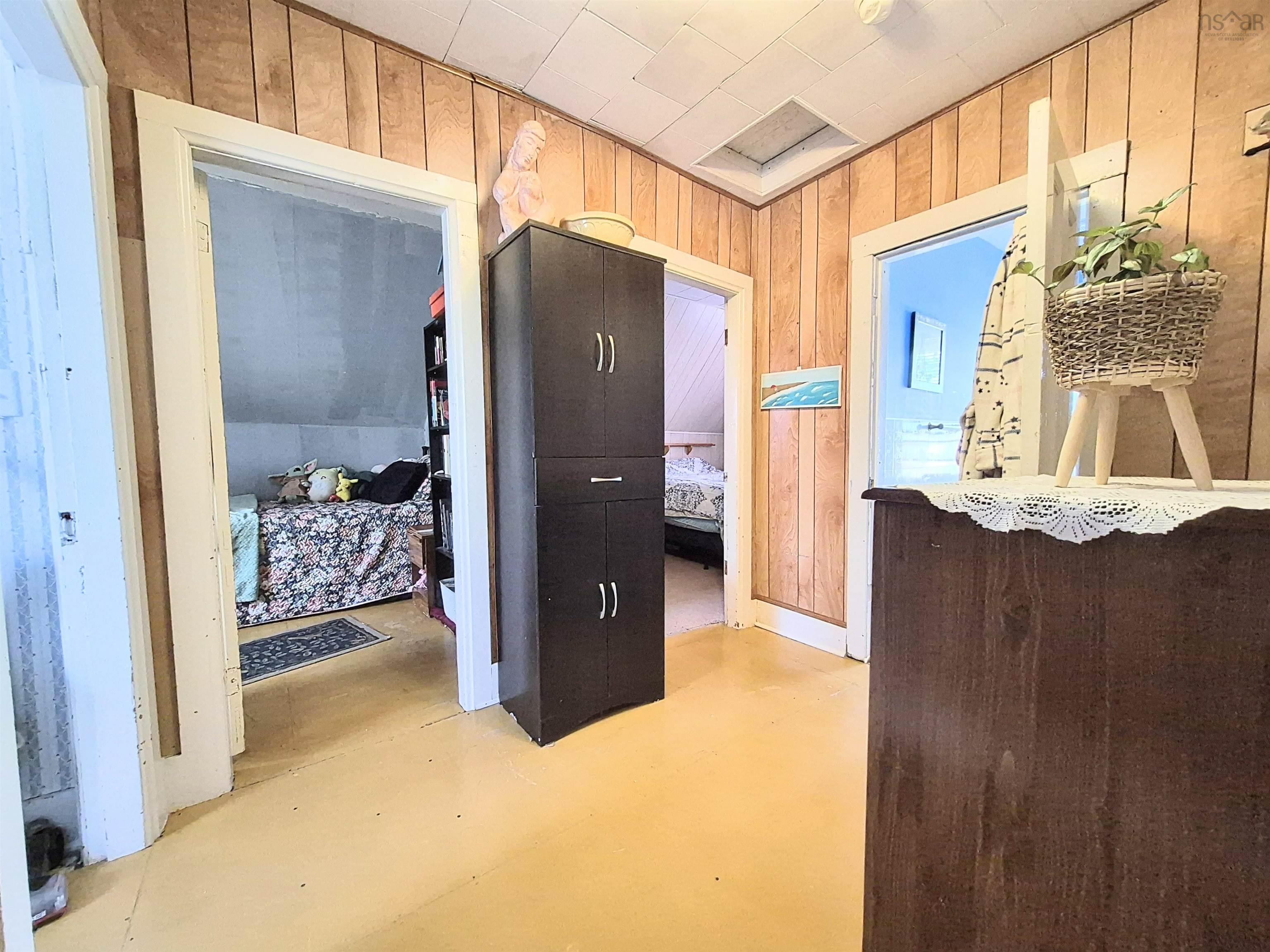 $184,500.00: 121 Main Street, Springhill
