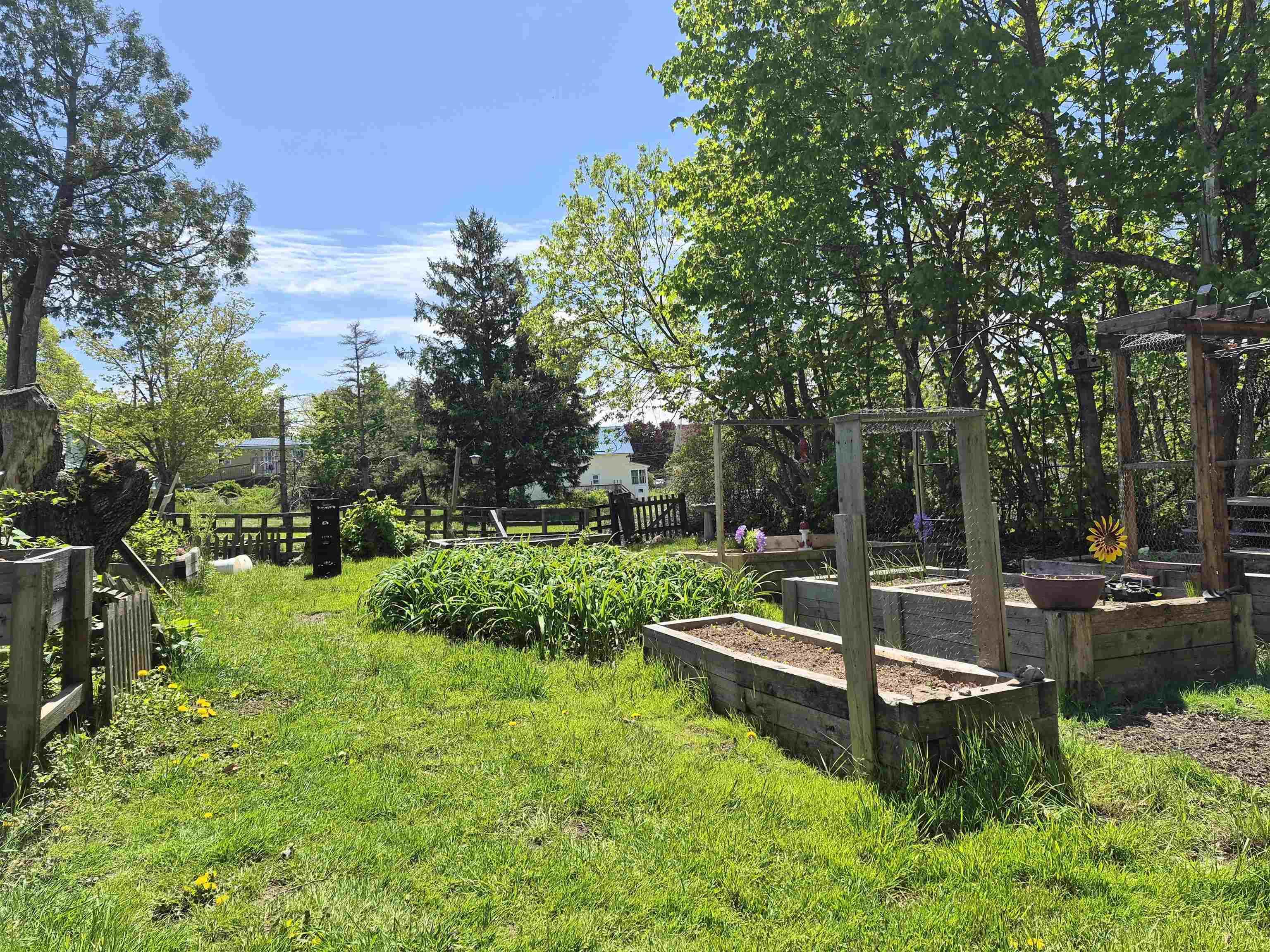 $184,500.00: 121 Main Street, Springhill