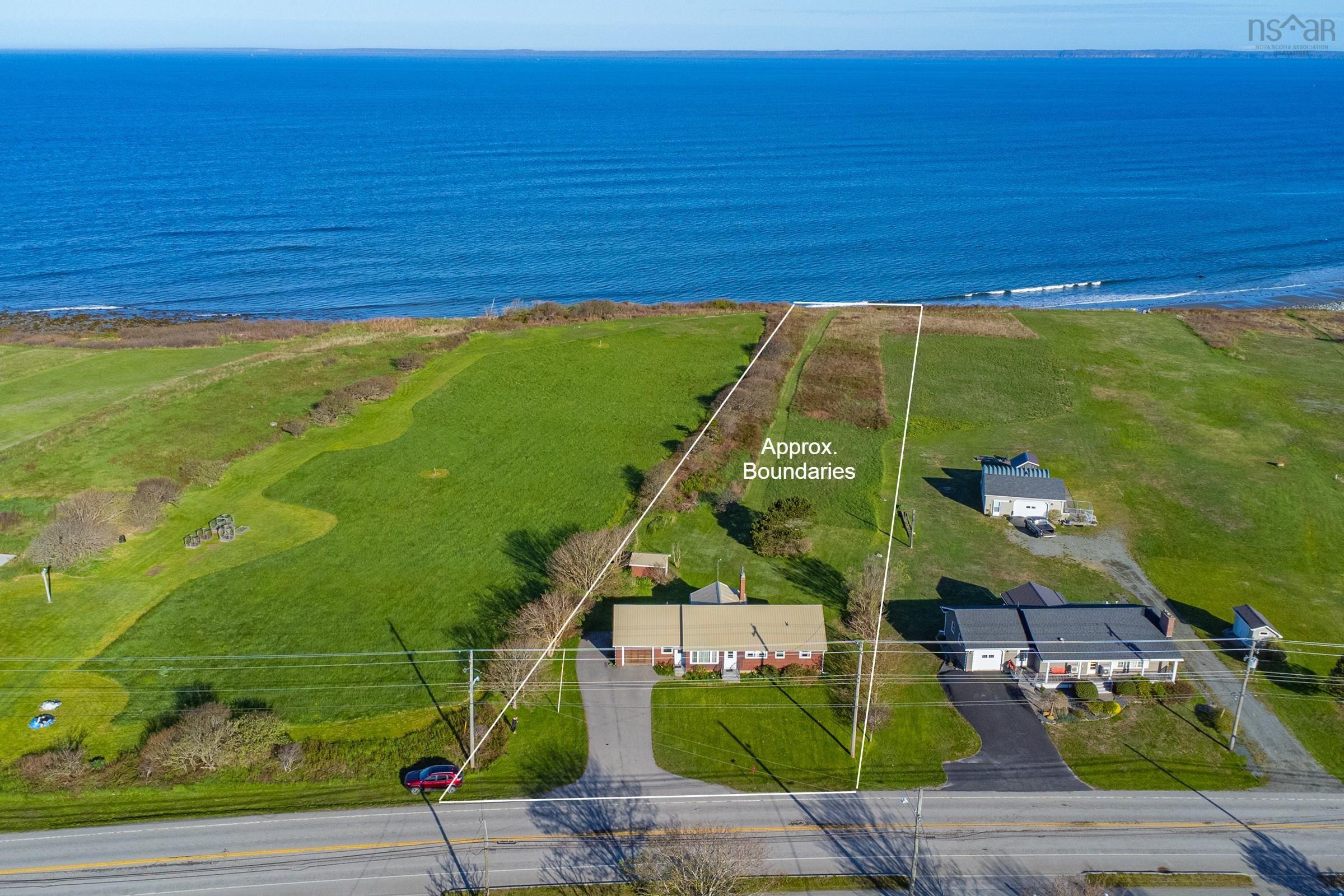 $395,000.00: 9735 Highway 1, Lower Saulnierville