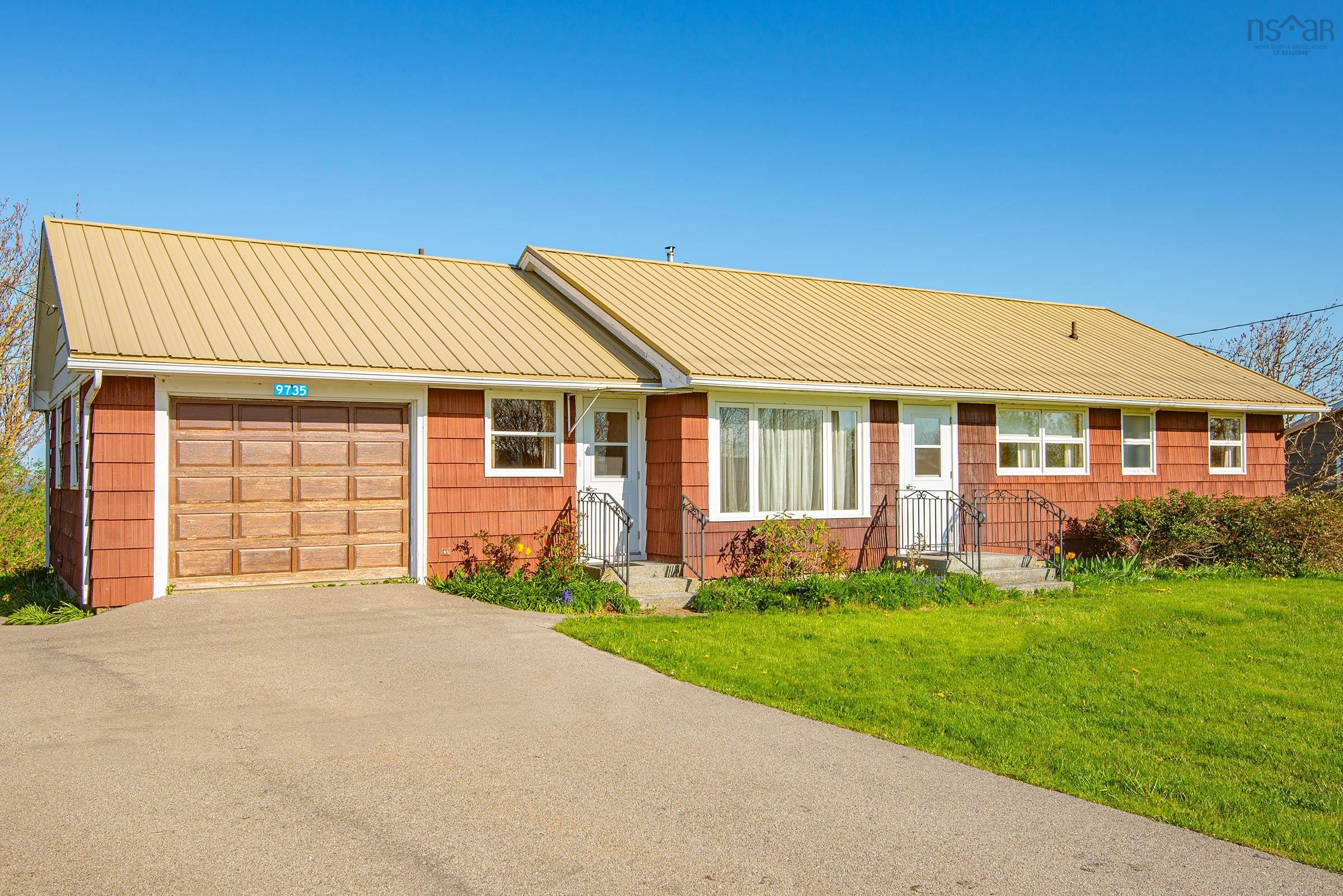 $395,000.00: 9735 Highway 1, Lower Saulnierville