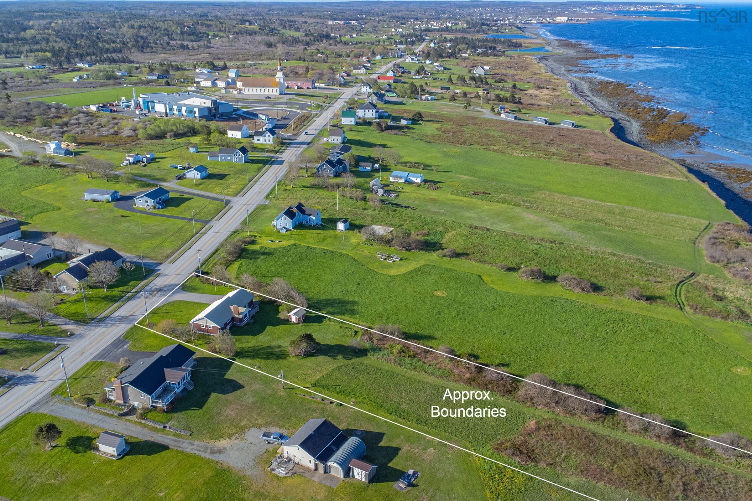 $395,000.00: 9735 Highway 1, Lower Saulnierville